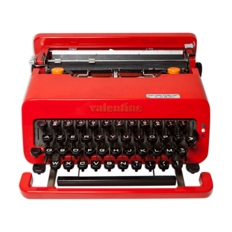 Machine à écrire Olivetti Valentine 1970