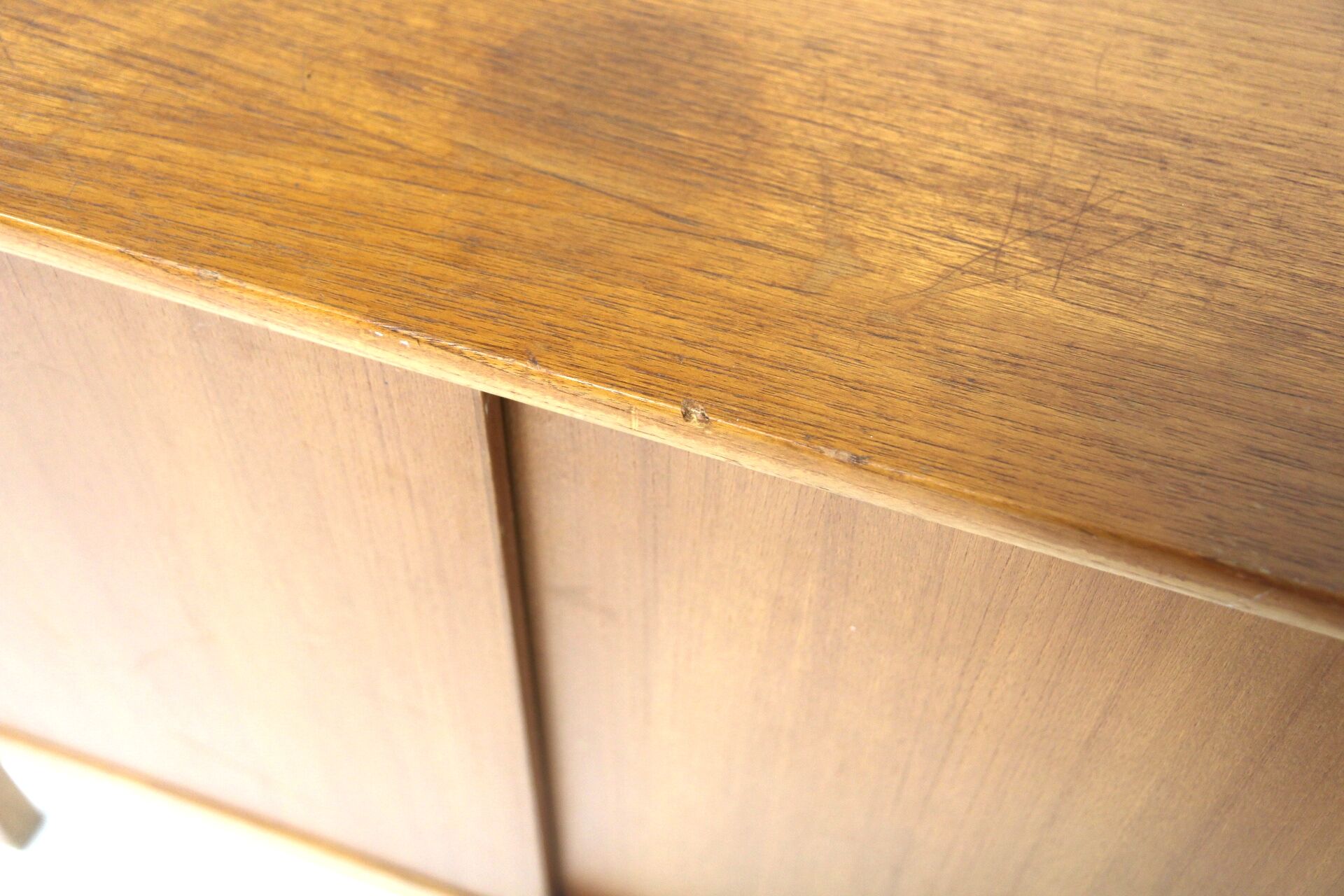 Scandinavian teak chest of drawers, Bertil Fridhagen, Bodafors, Sweden, 1960.