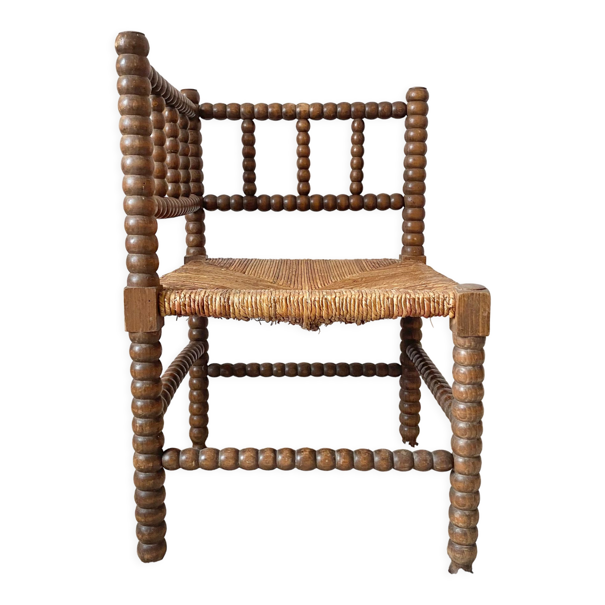 Vintage corner chair in turned oak and straw