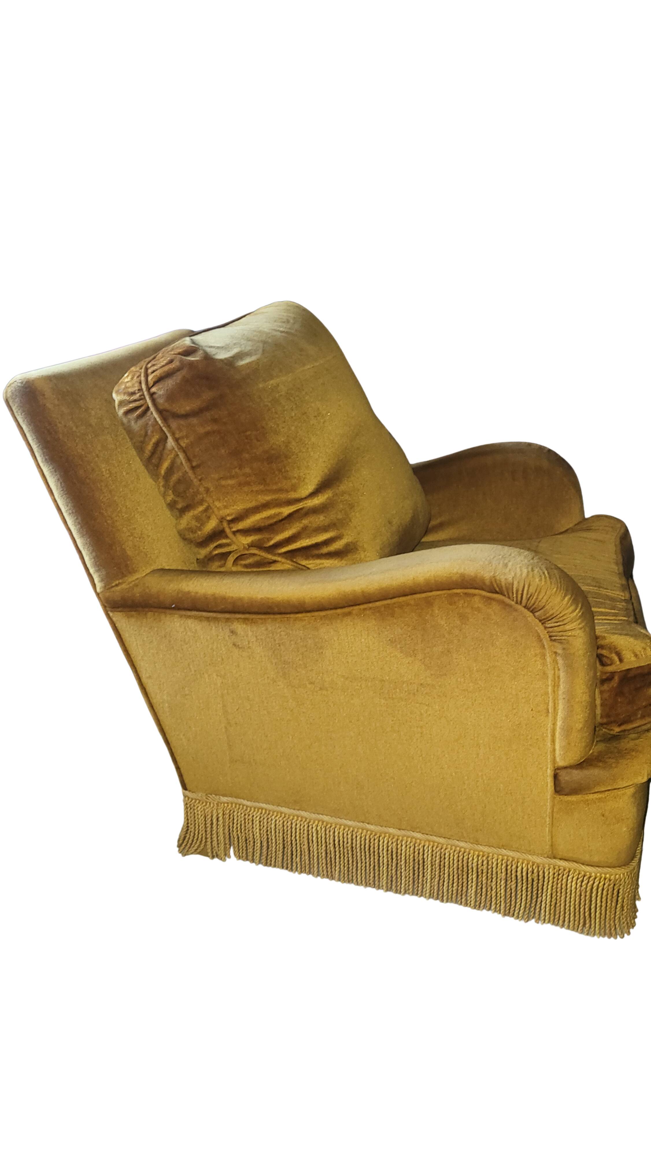 Pair of vintage gold velvet armchairs - excellent condition