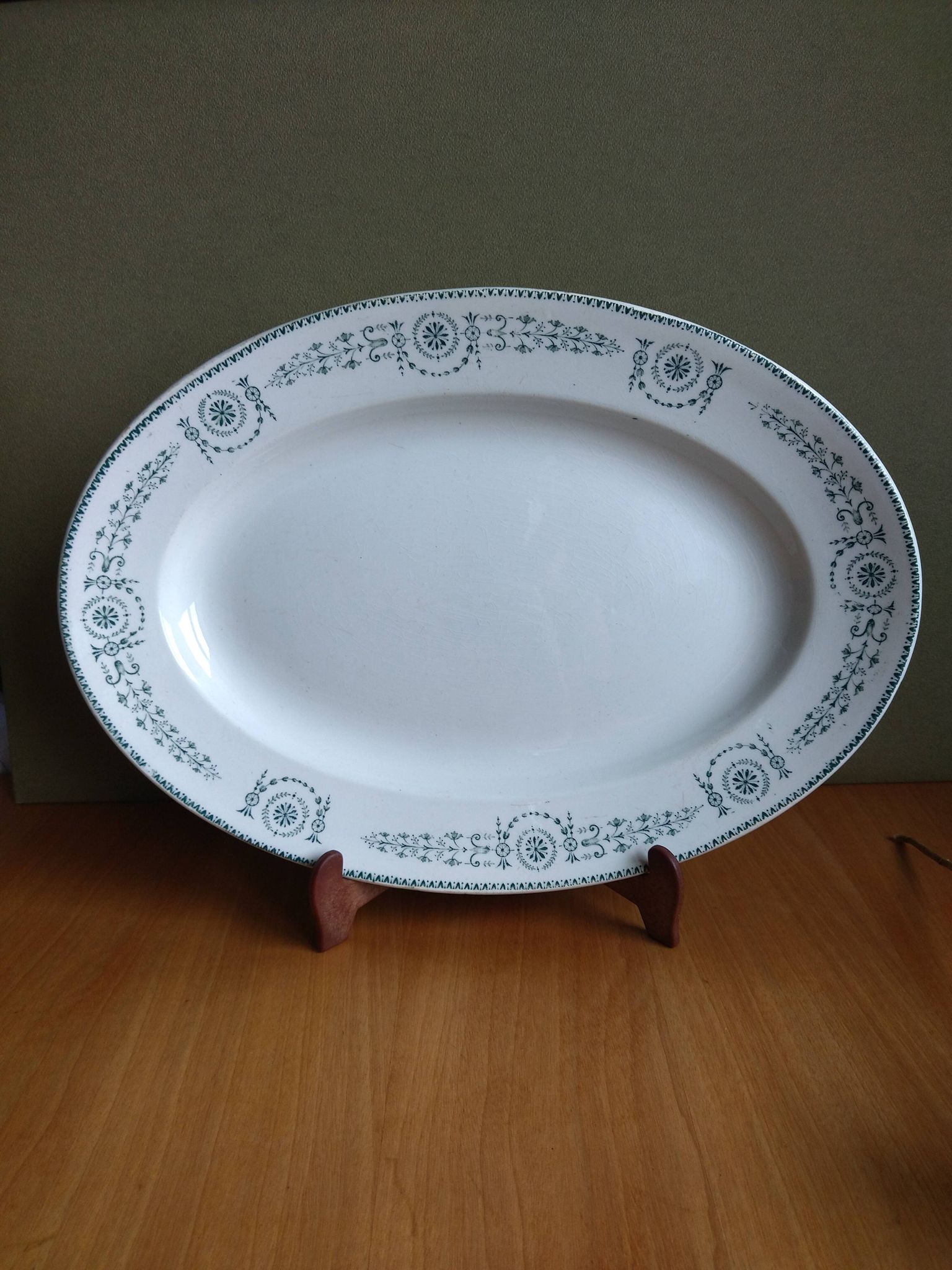 Old service dish k&G Lunéville model Laetitia