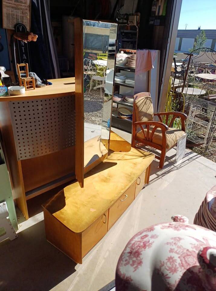 Vintage dressing table 1940/60