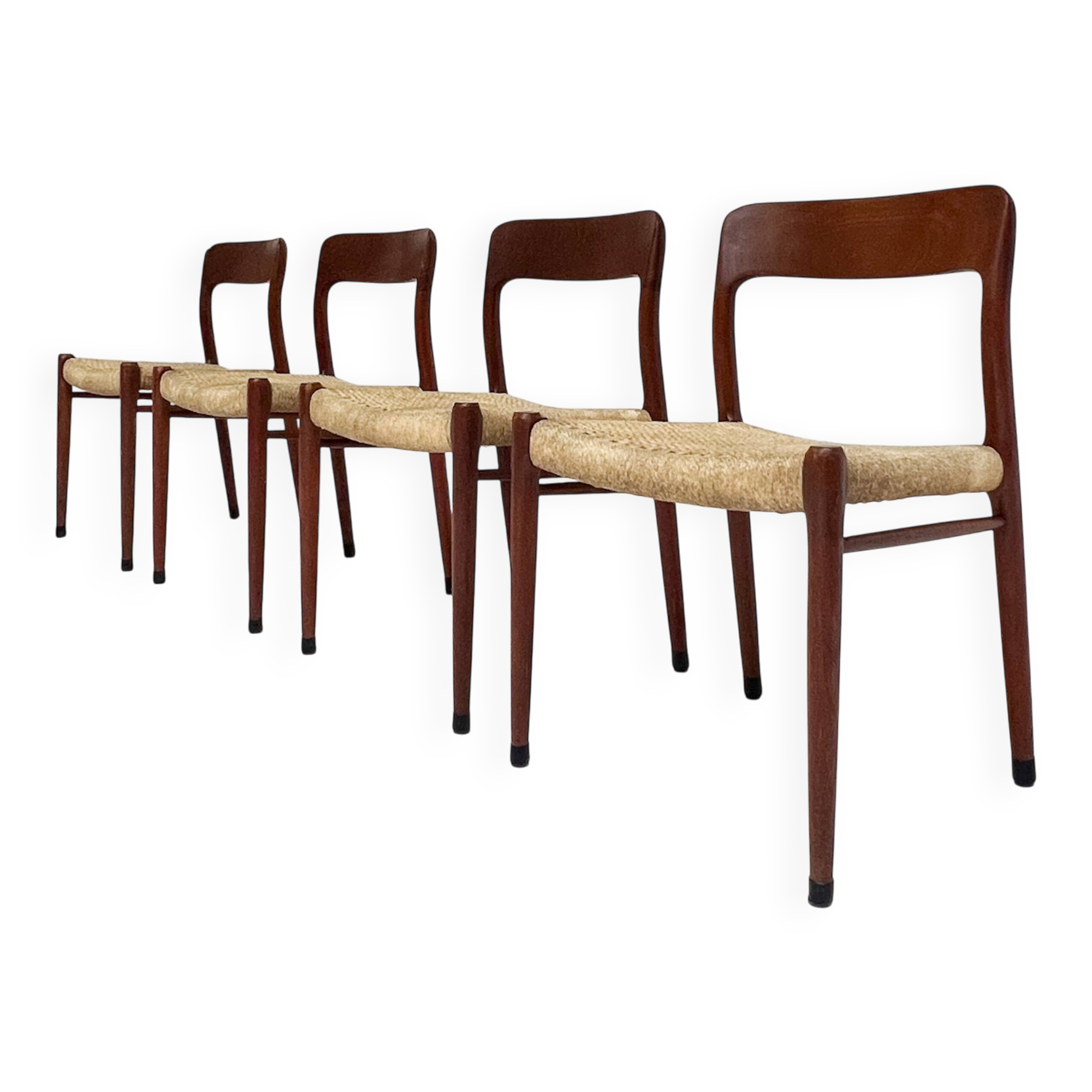 Set of 4 Model 75 chairs by Niels O. Möller, 1950s