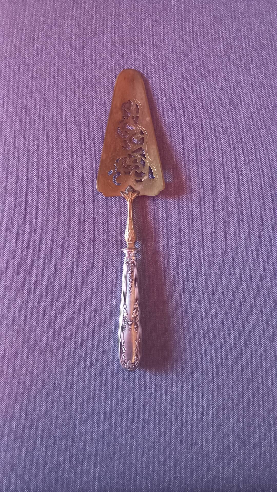Silver and vermeil openwork art nouveau pie server