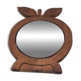 Apple mirror