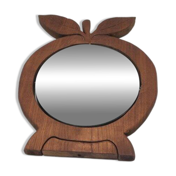 Apple mirror