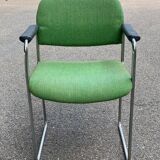 Scandinavian office chair in green fabric and curved steel