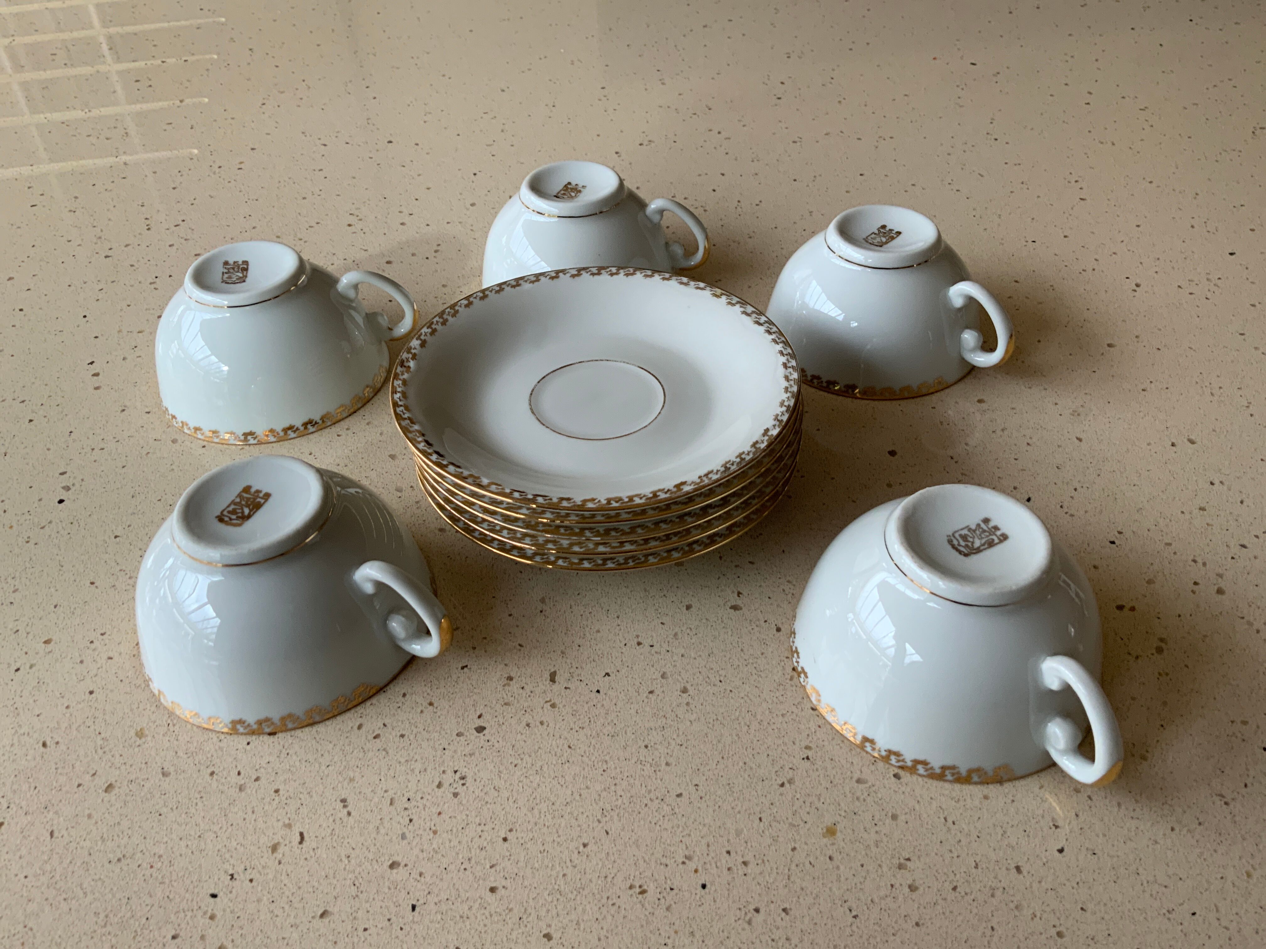 Porcelain coffee cups