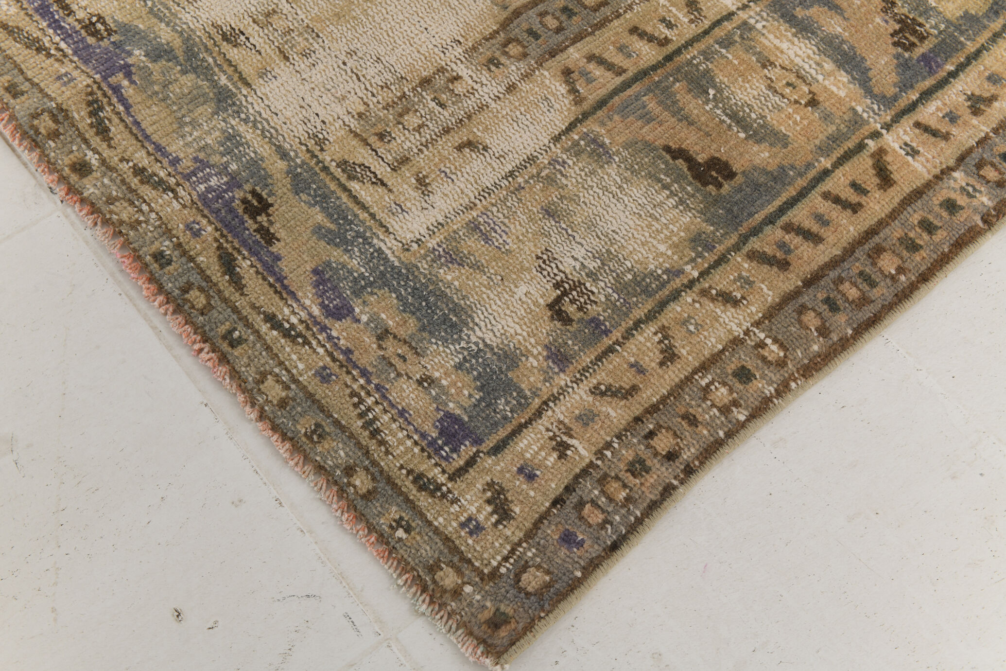 6x9 Old Antique Vintage Rug, 196x270Cm