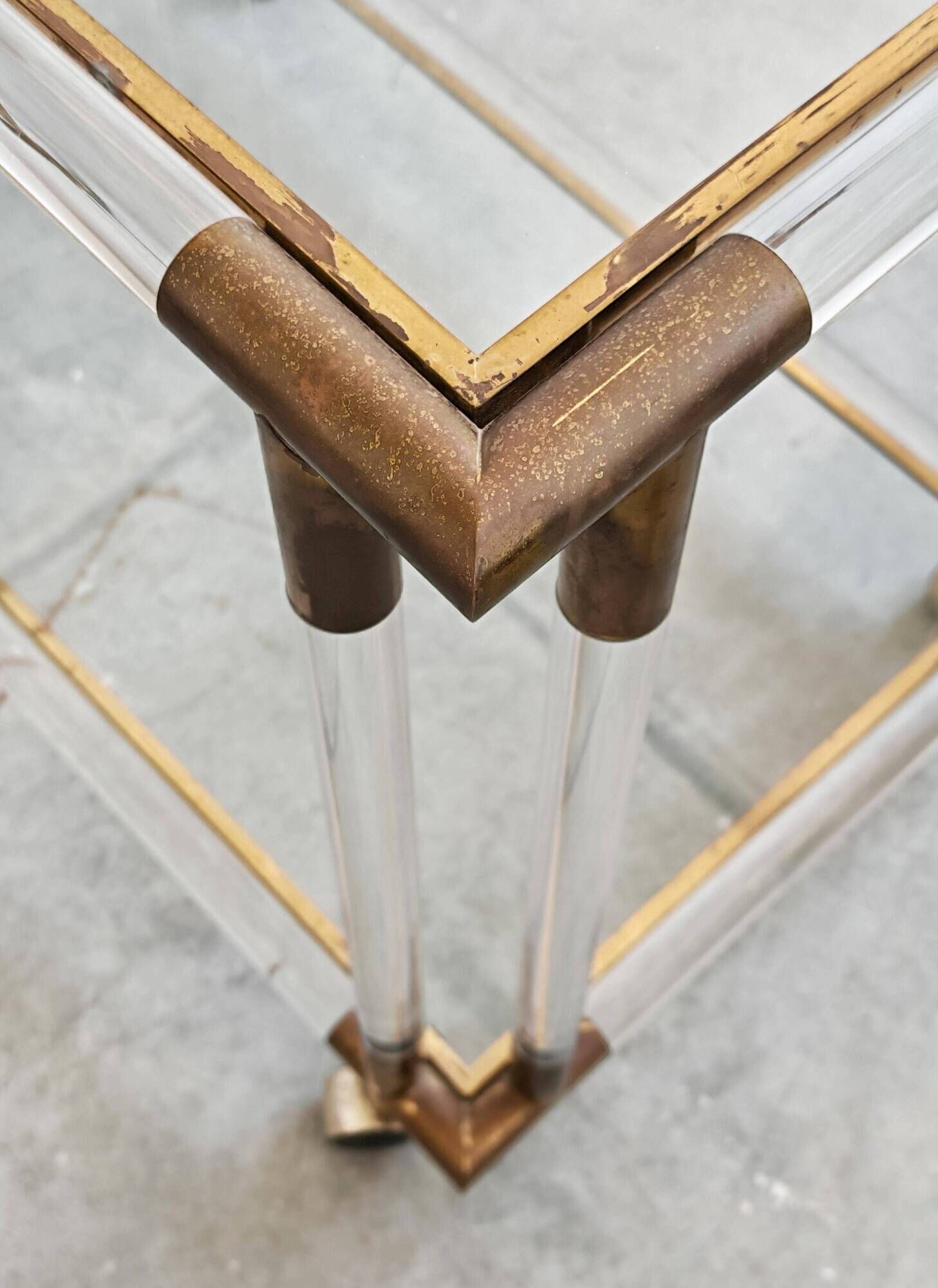 Modern mid-century bar cart in lucite, bronze, and glass, 1970s