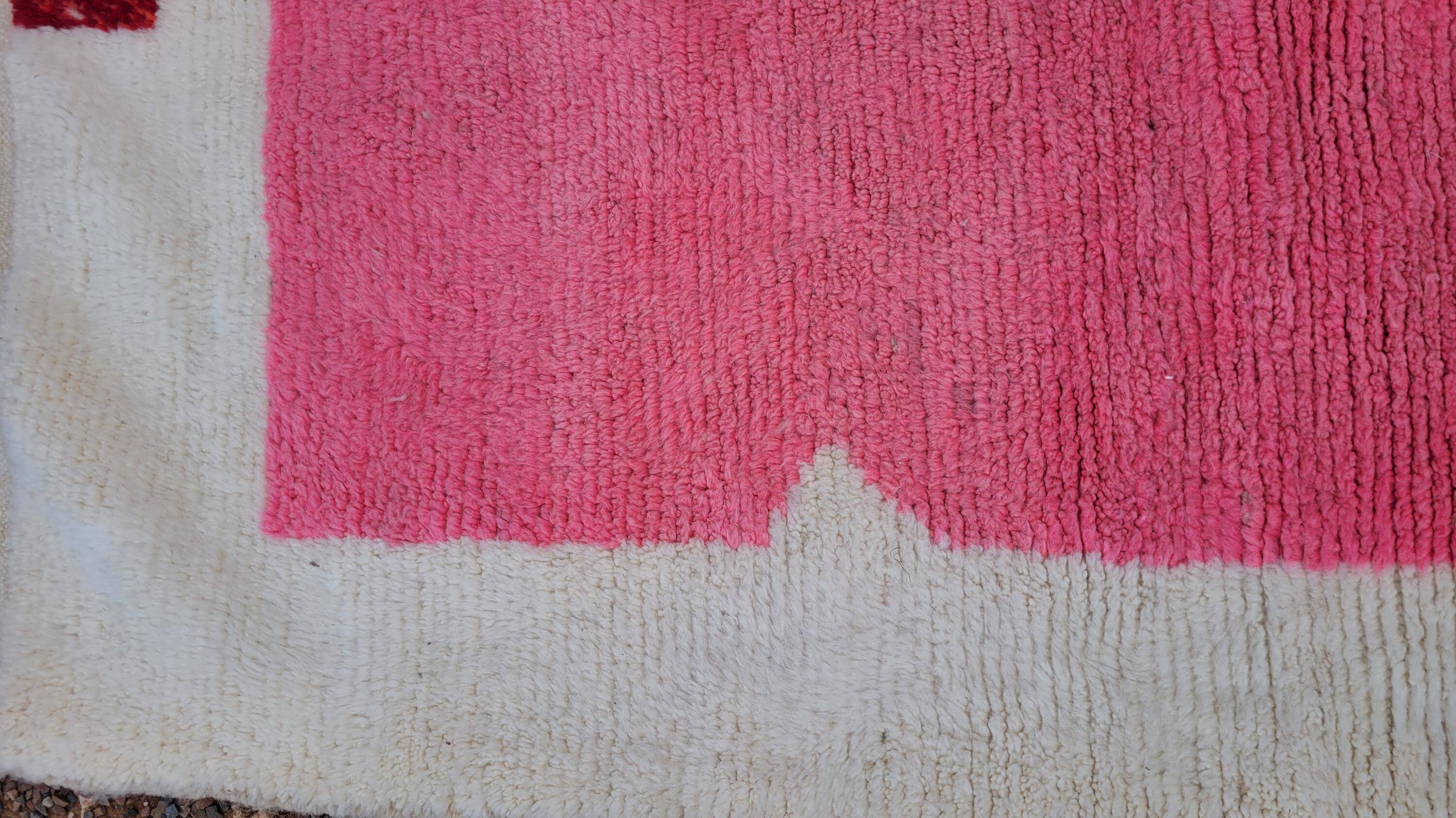 Moroccan rug in natural wool 2.5x1.5 m