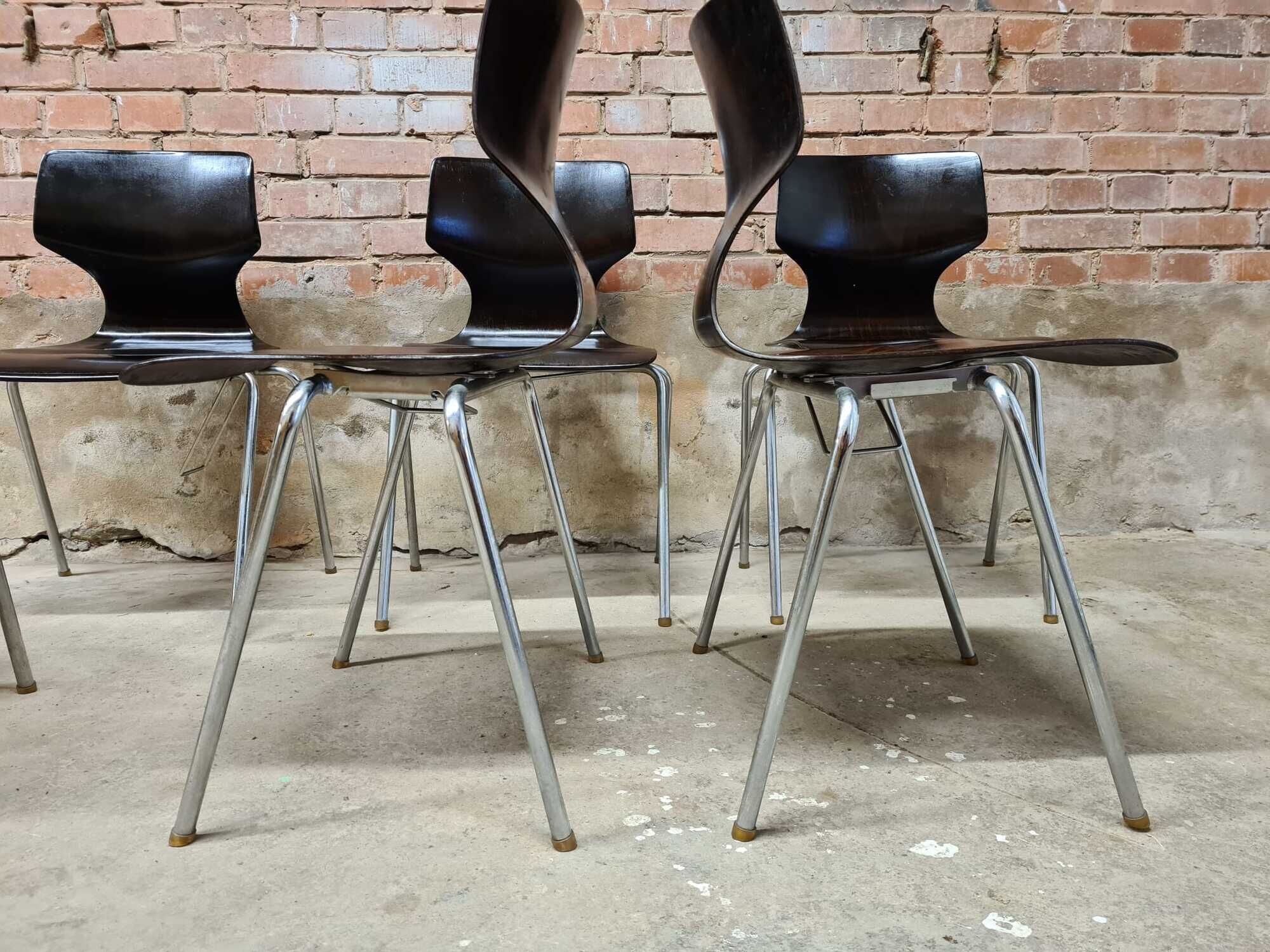 Set of 6 vintage stackable chairs pagwood Flötotto