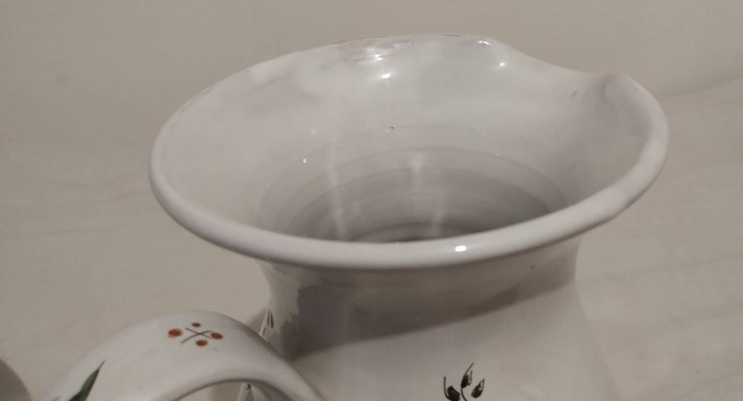 Moustiers pitcher and dish