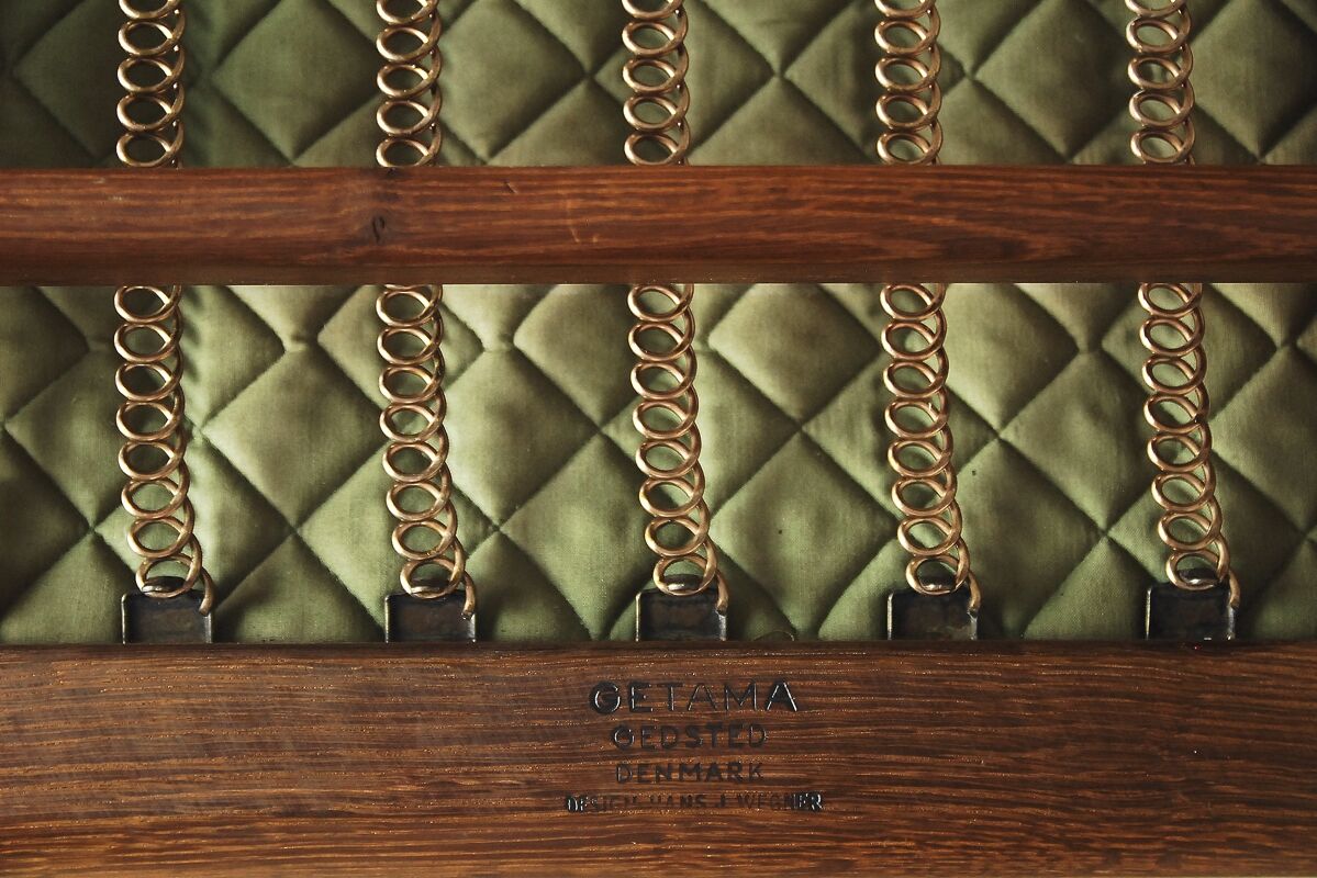 GE 290 armchair by Hans J. Wegner for Getama, 1960