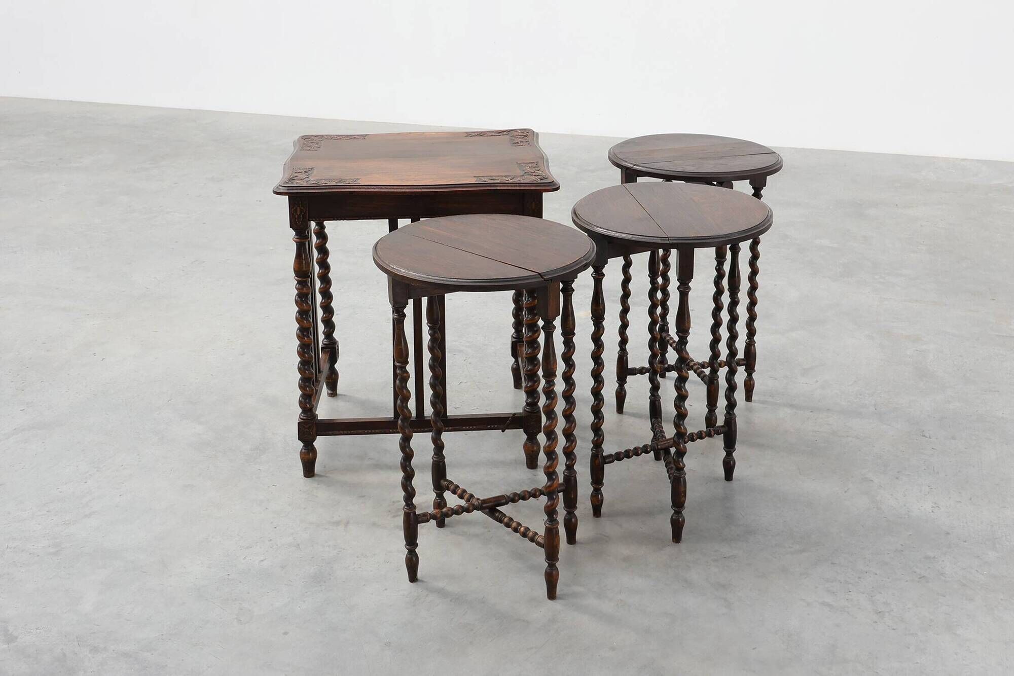 Set of Four Oak Barley Twist Nesting Tables, England, circa 1900n
