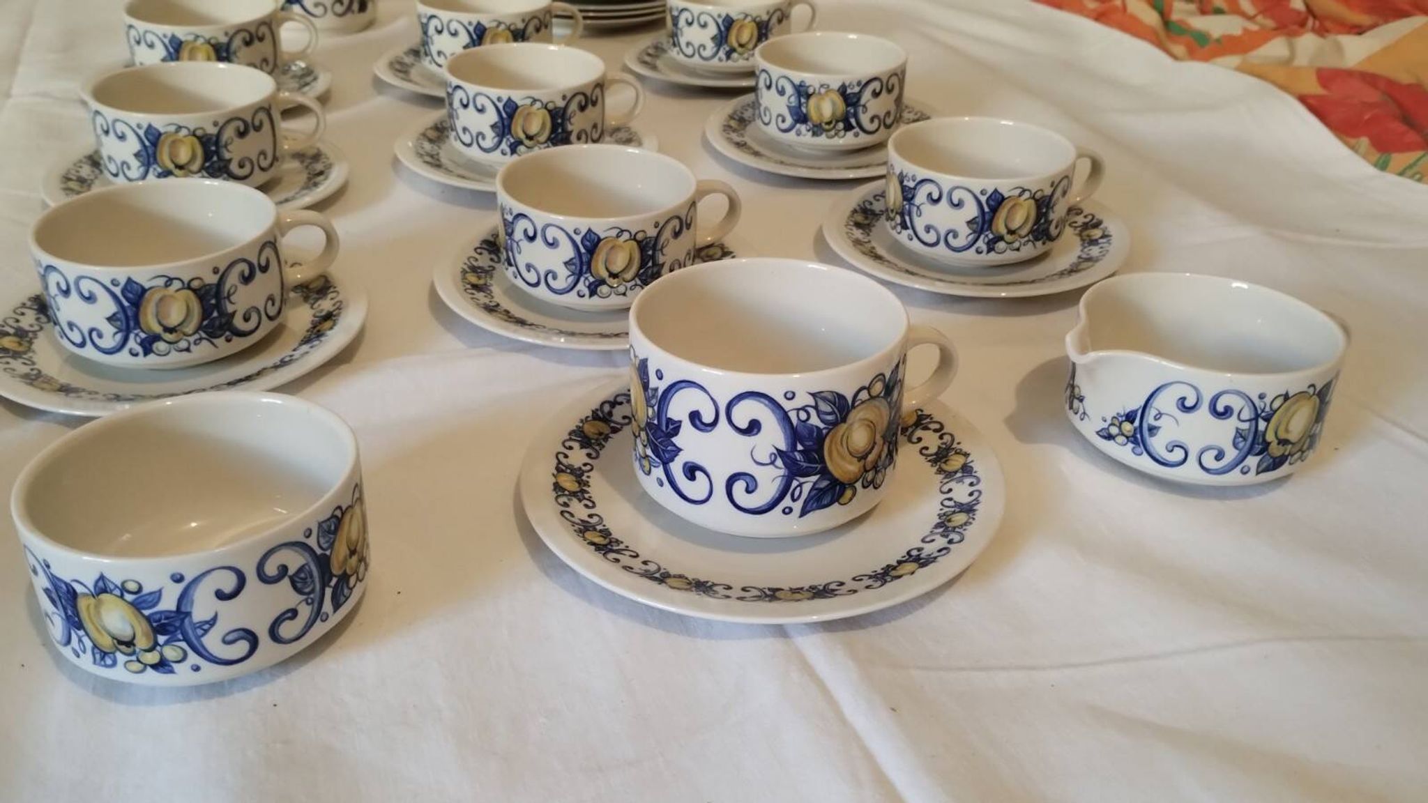 Villeroy and Boch dinner service from the 70s