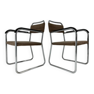 Pair of Bauhaus tubular steel chrome armchairs, 1930s