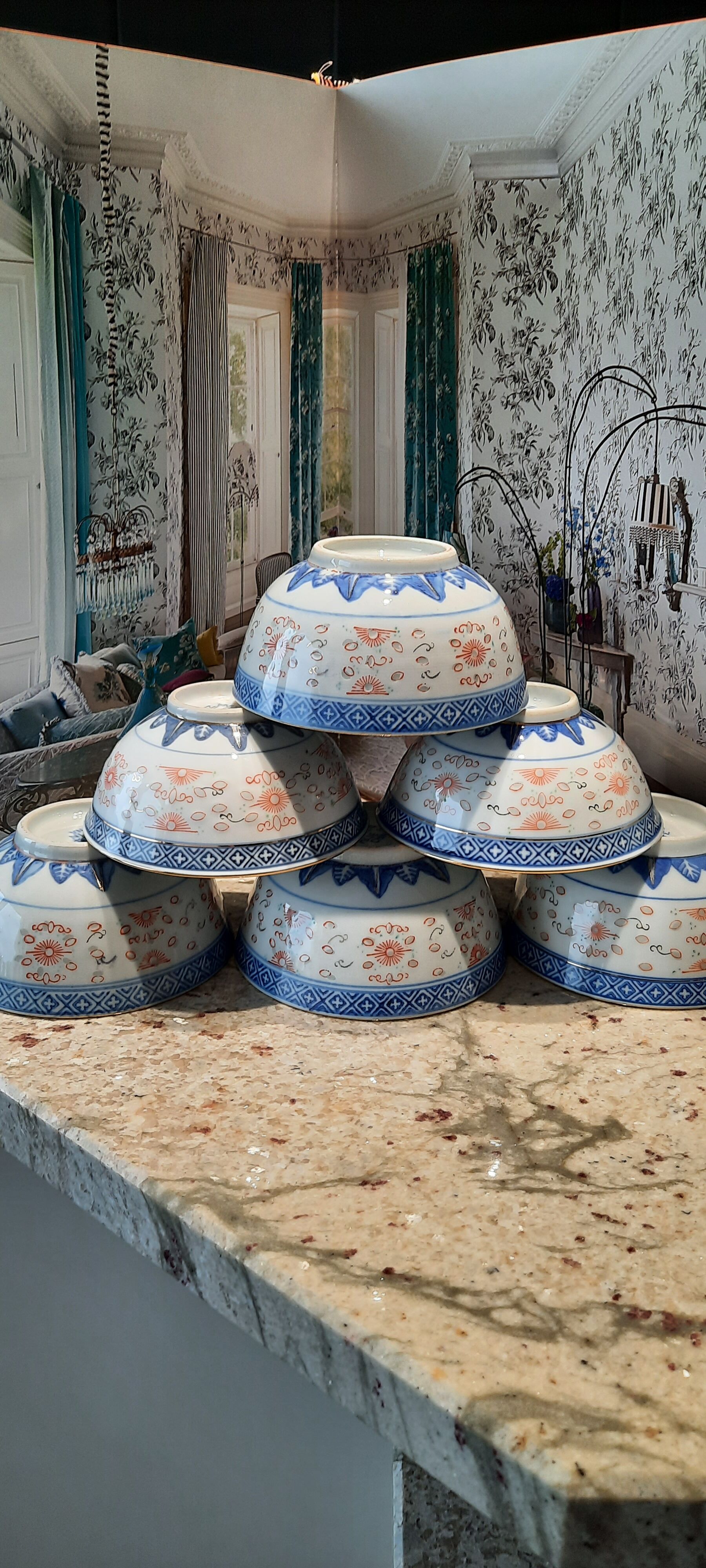 Chinese porcelain bowls