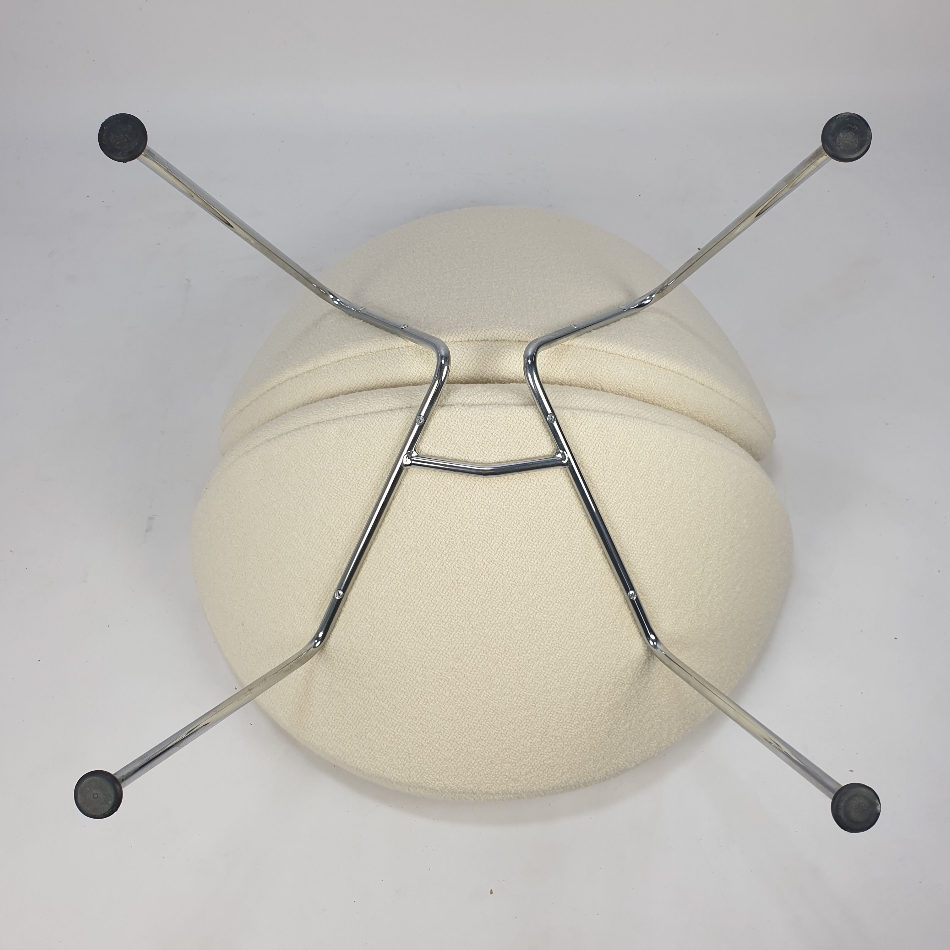 Orange Slice lounge chair by Pierre Paulin for Artifort, 1980s