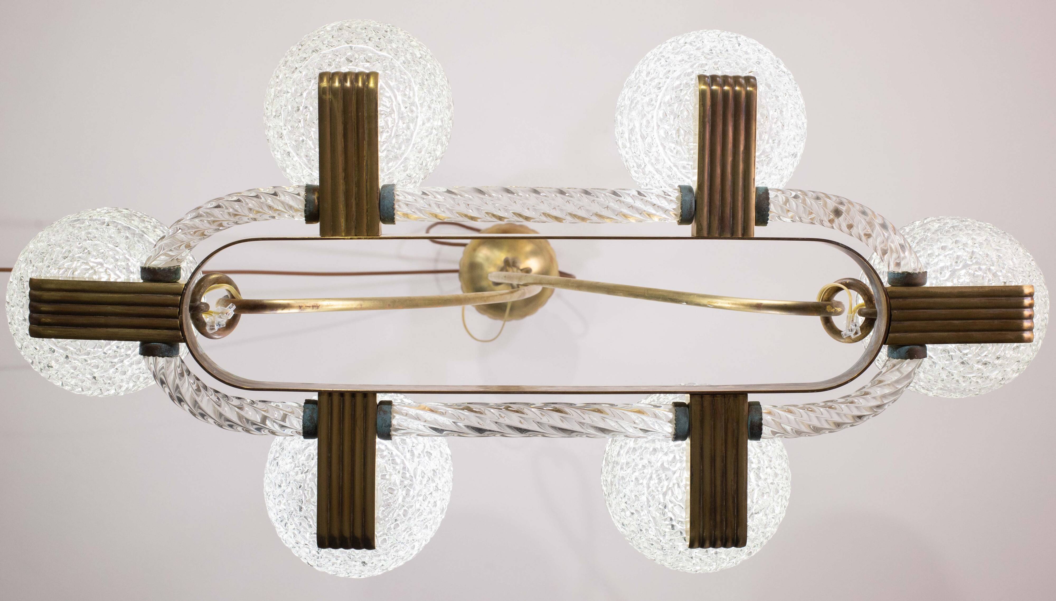 Art Decò Seguso Oval Mid-Century Six- Light Murano Glass and Brass Chandeli