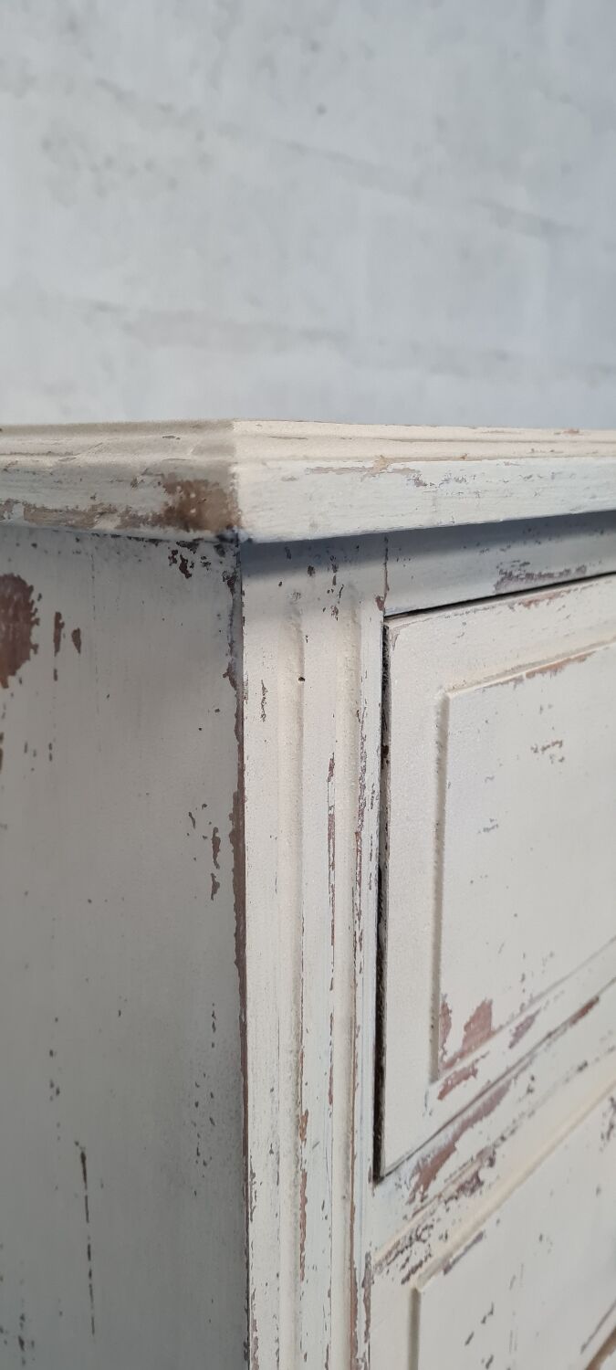 Vintage patina chest of drawers