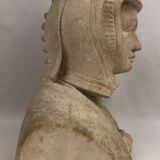 Bust in patinated plaster, "Anne of Brittany", 20th.