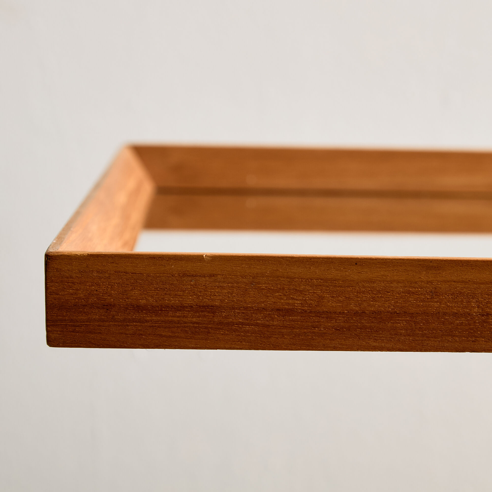 Framed mirror in teak