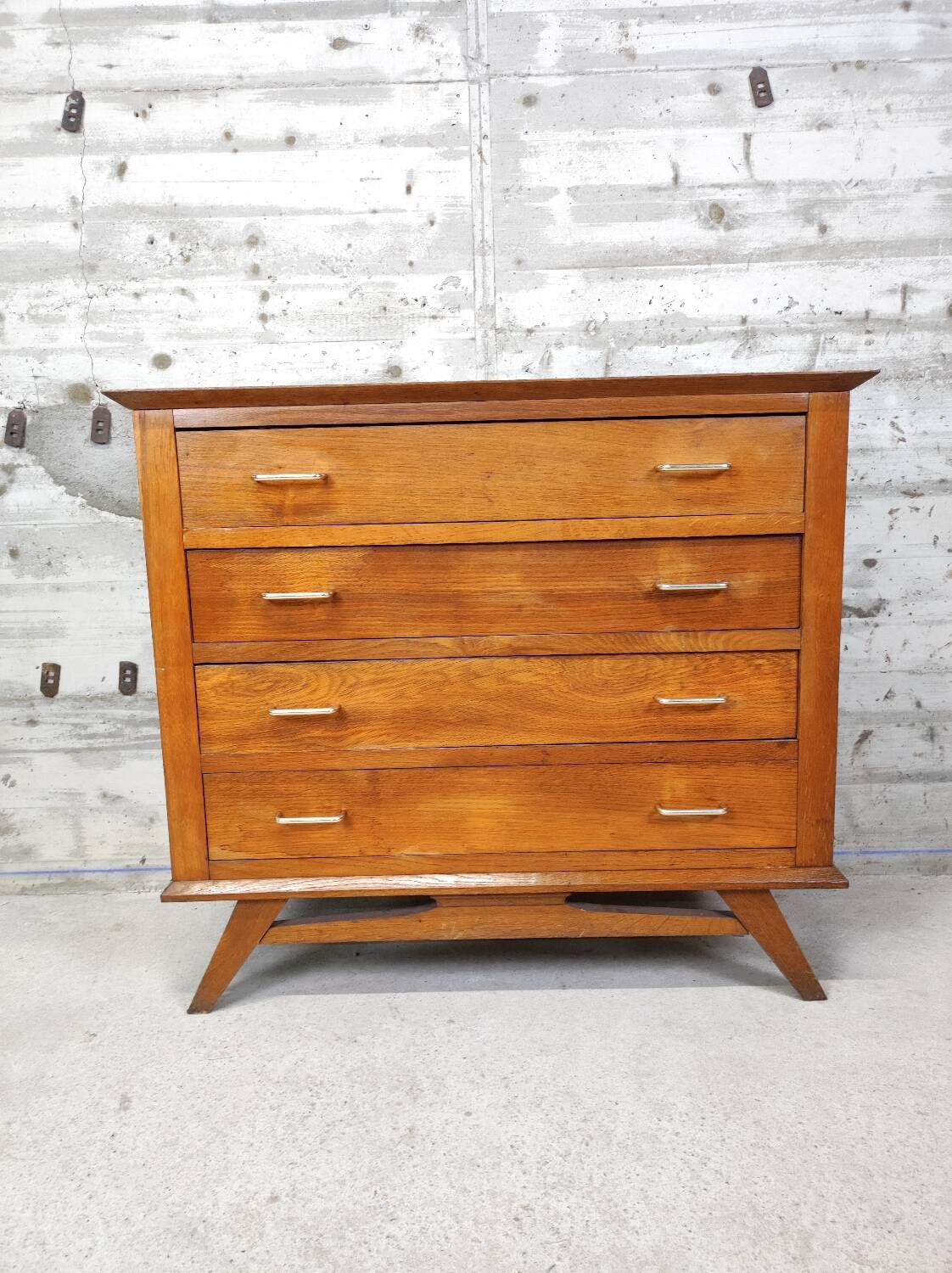 Vintage chest of drawers