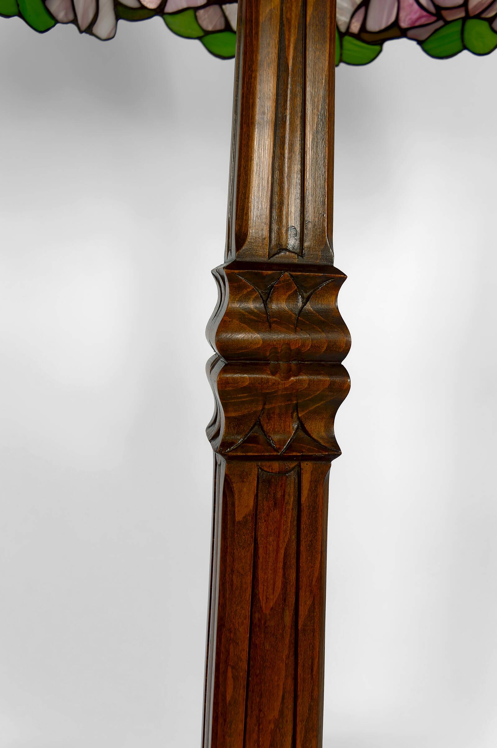 Important lampadaire arts & crafts, circa 1920
