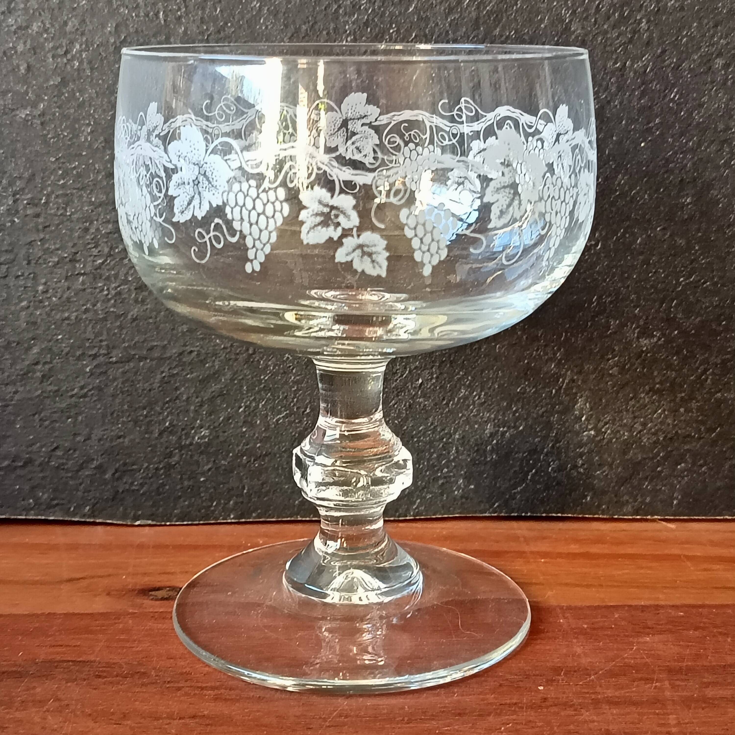 7 champagne coupes, vintage glass coupes