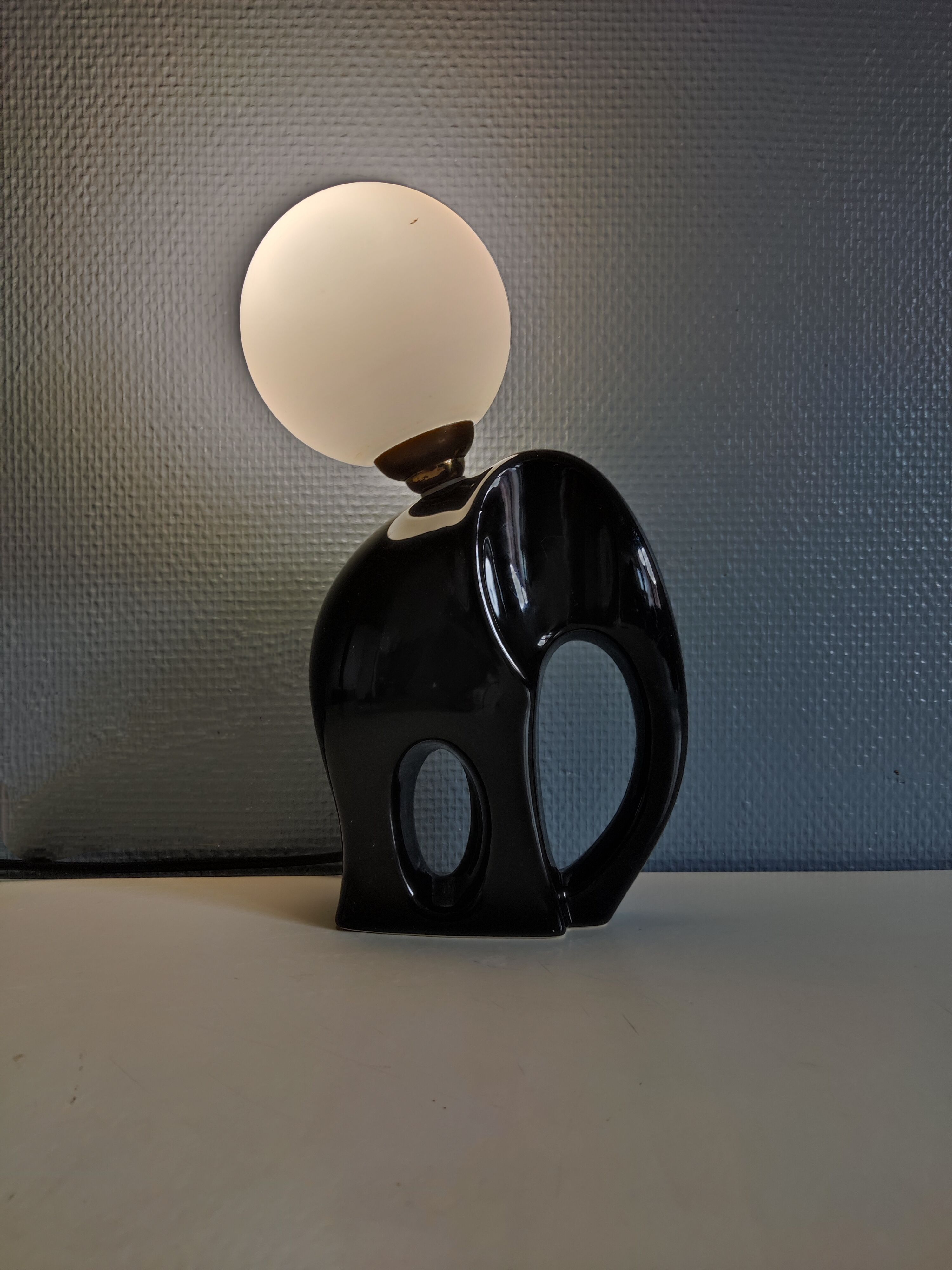 Ceramic lamp with opal globe
