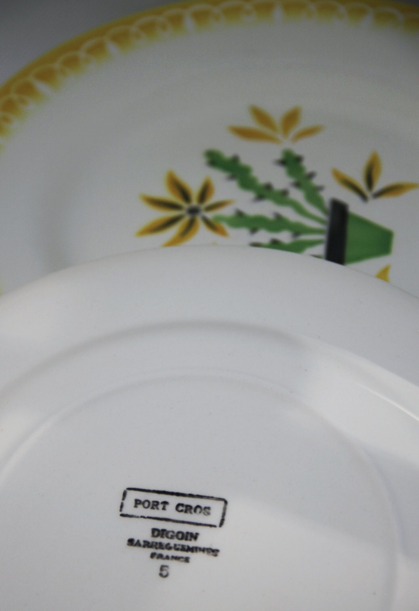 Lot of 6 flat plates Port Cros Digoin