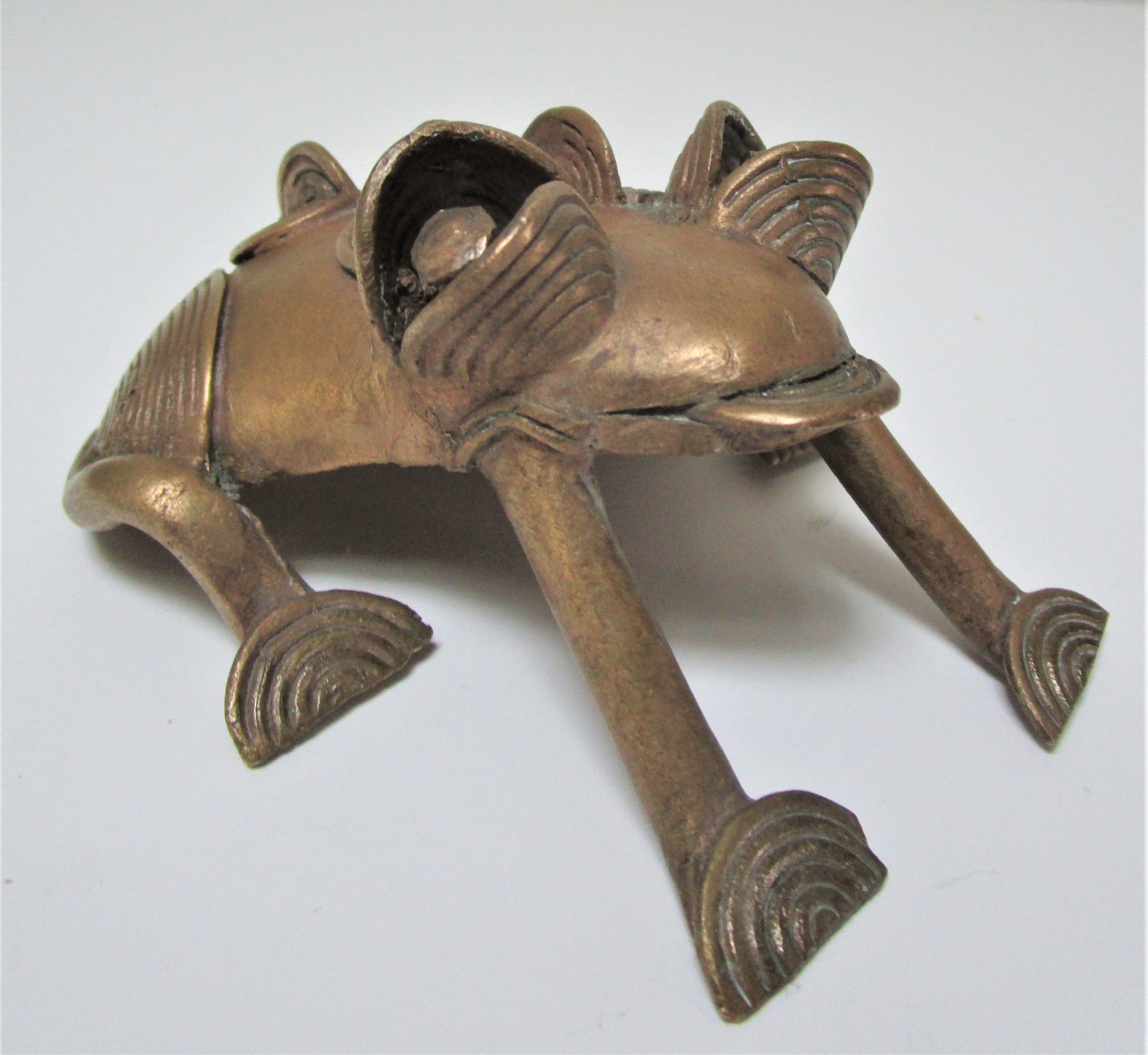 Sculptural frog brass vintage African art