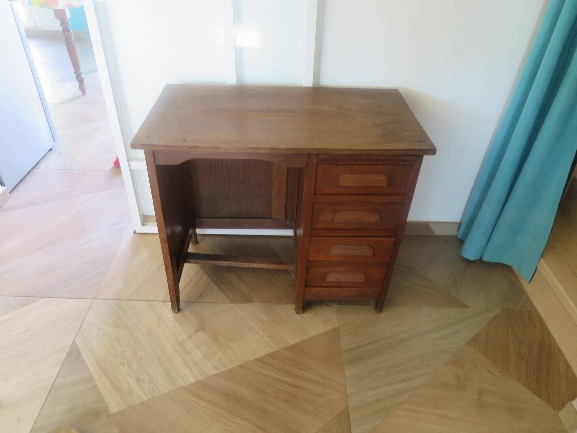 Vintage-Modern-Scandinavian Desk - 1950s - 4 drawers - Children's range
