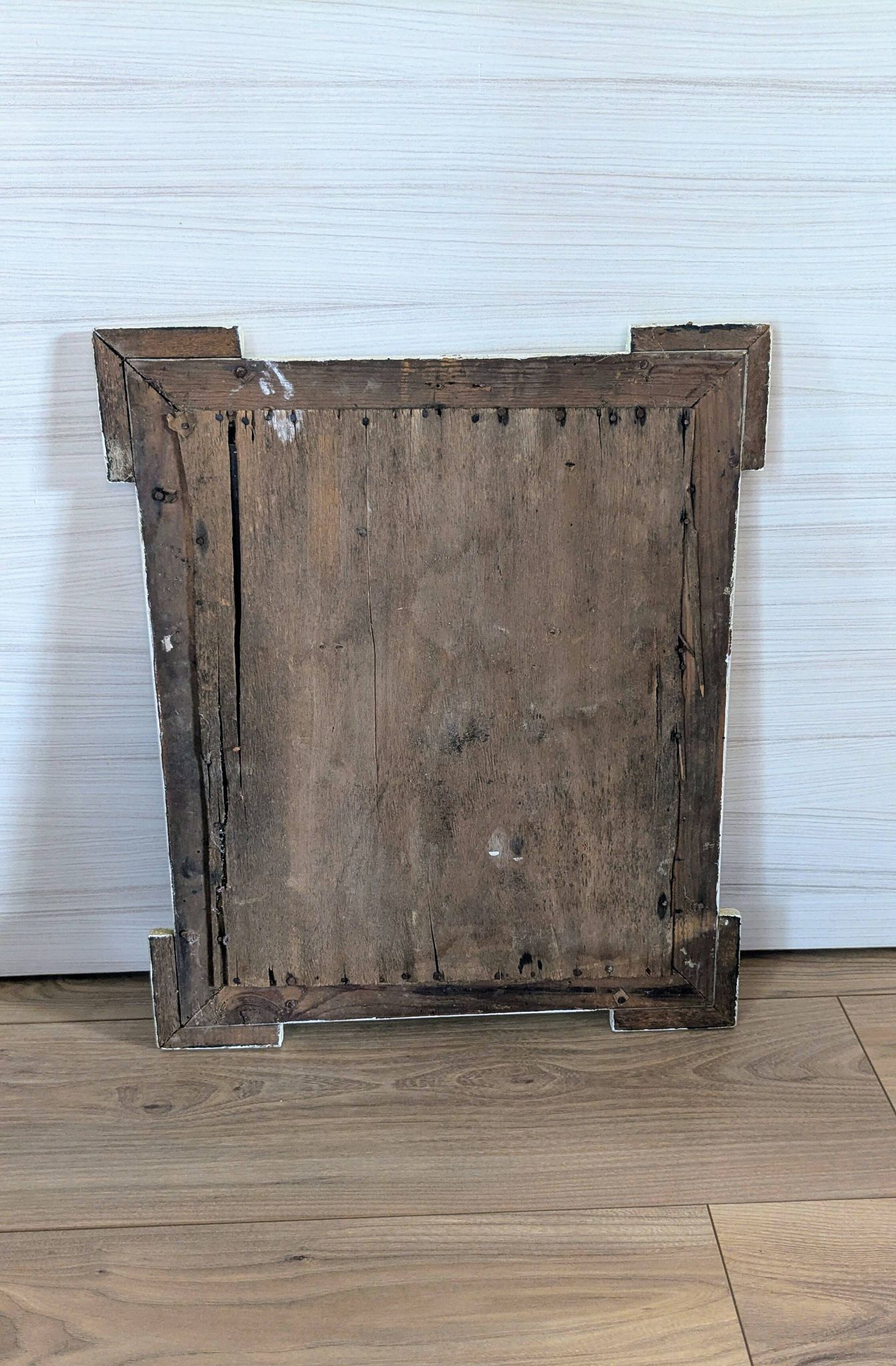 Miroir XIXᵉ au cadre patiné — Élégance et authenticité 45 x 39 cm