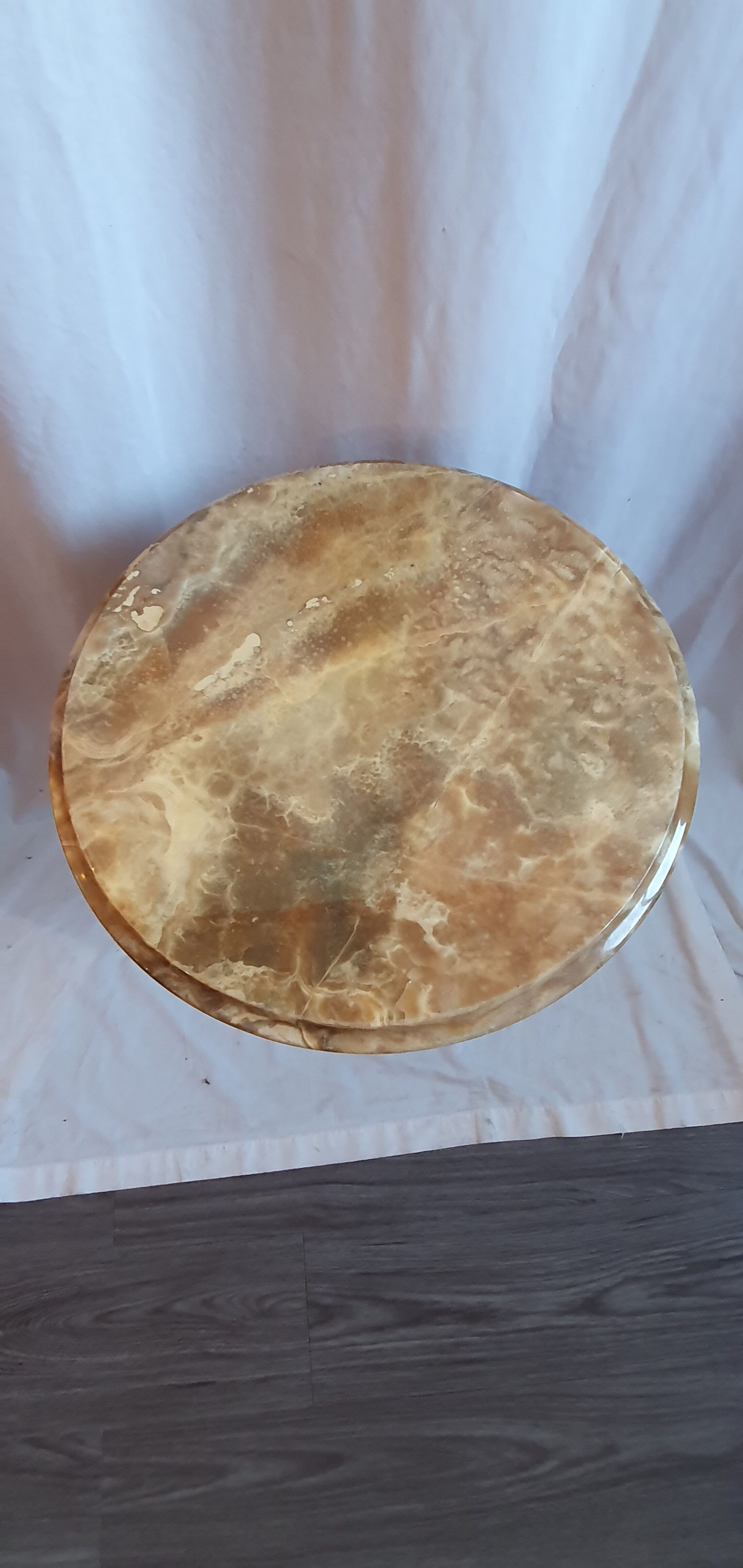 Marble table lion's feet