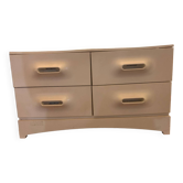 Plastic chest of drawers
