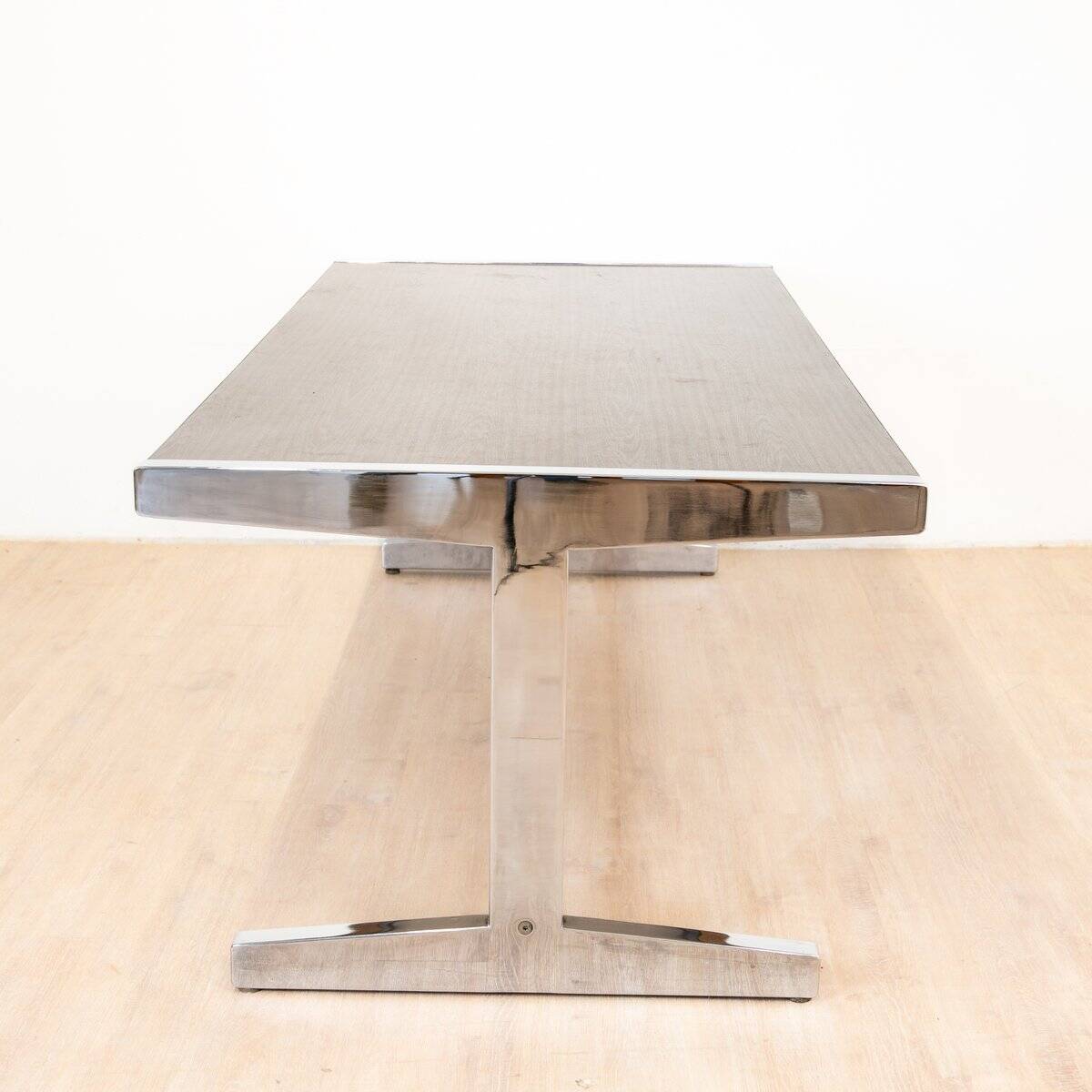 Table de salle à manger avec socle en acier, 1990