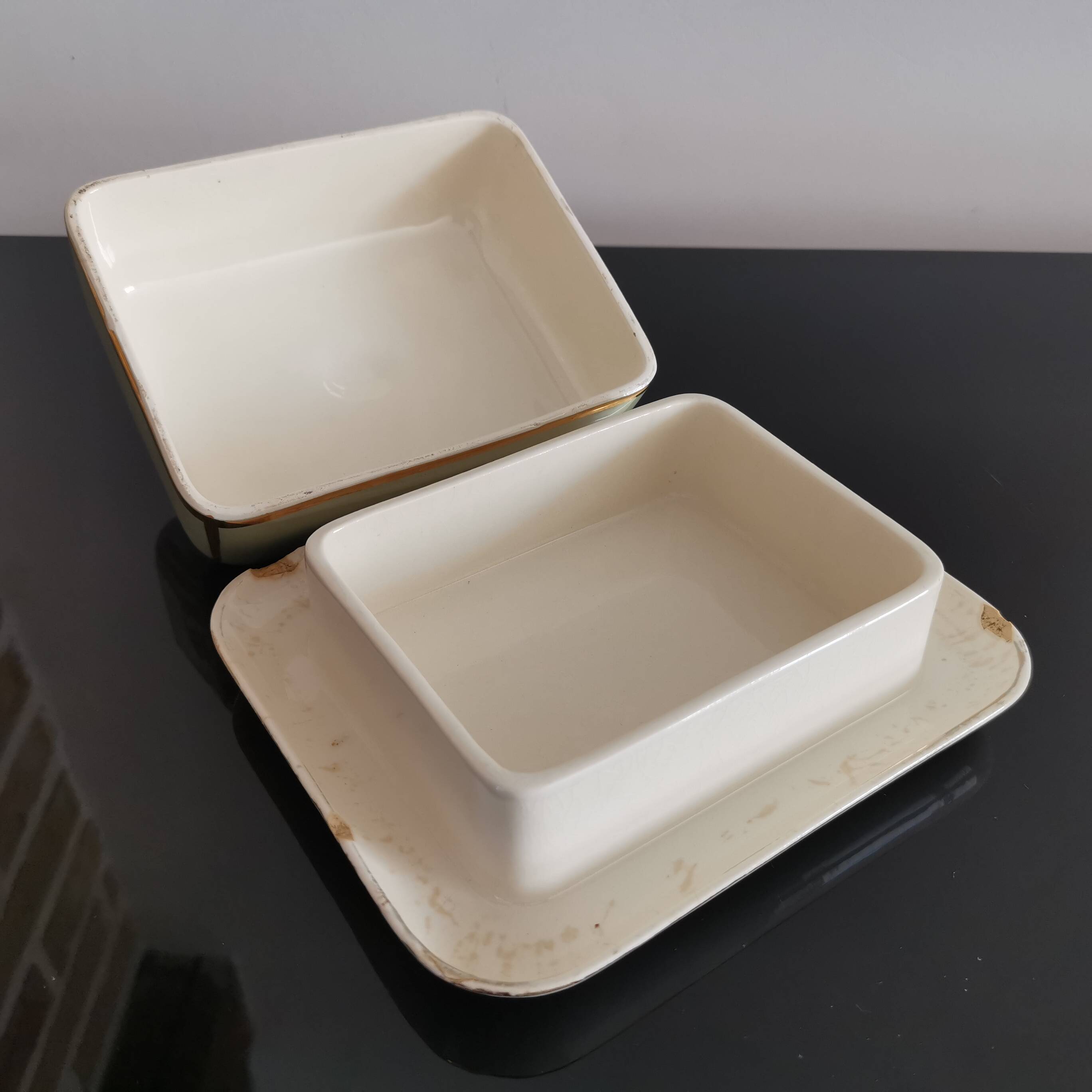 Villeroy & Boch earthenware butter dish