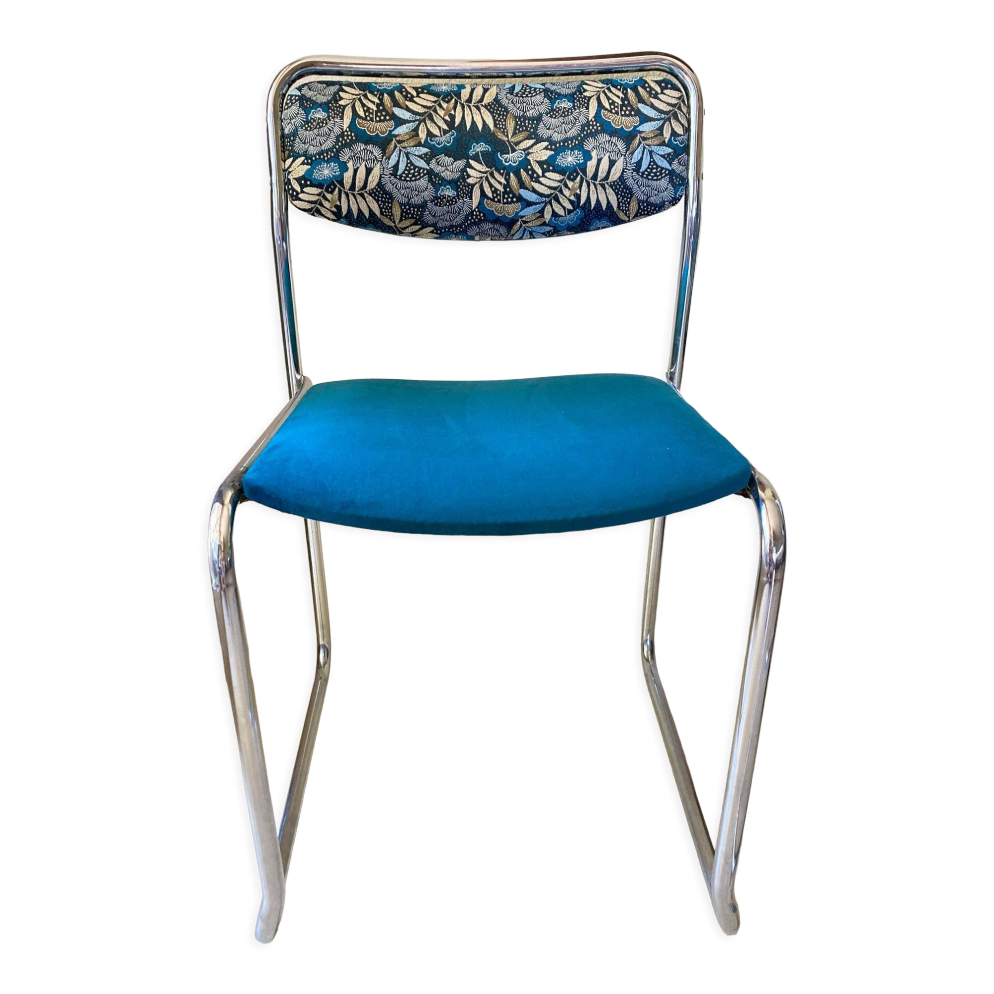 Set of two dining room chairs