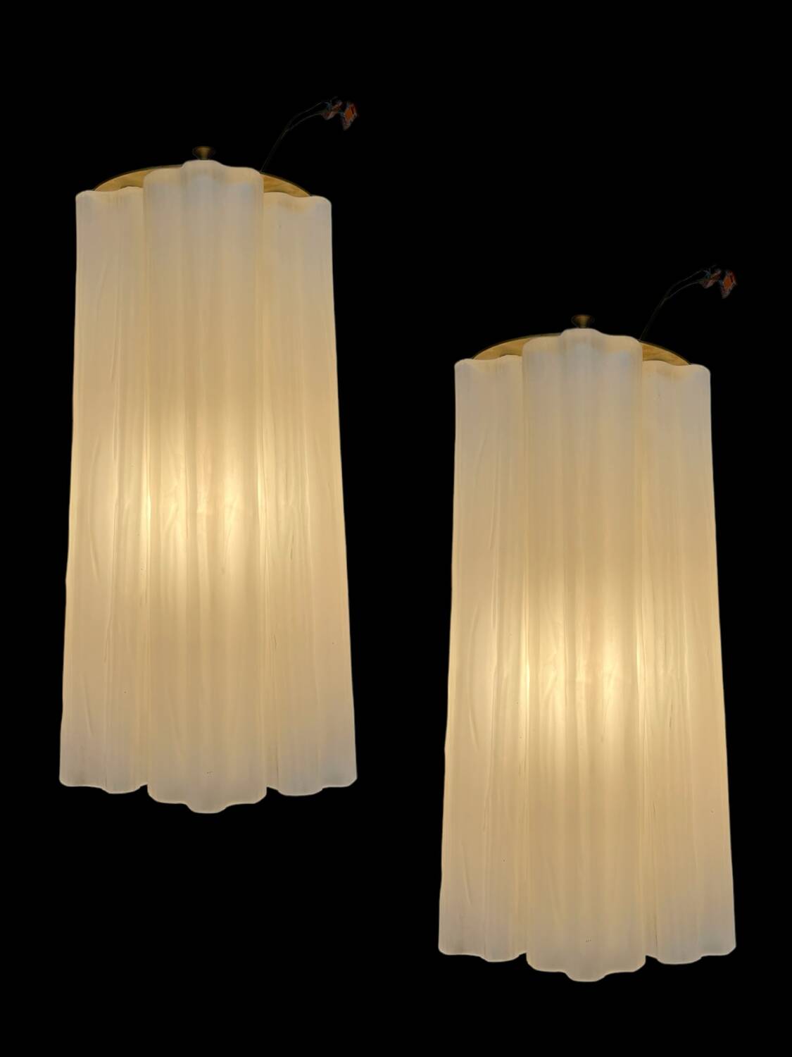 Appliques murales en verre de Murano blanc laiteux Tronchi des années 1970