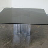 Table basse en verre fumé et chrome 1970