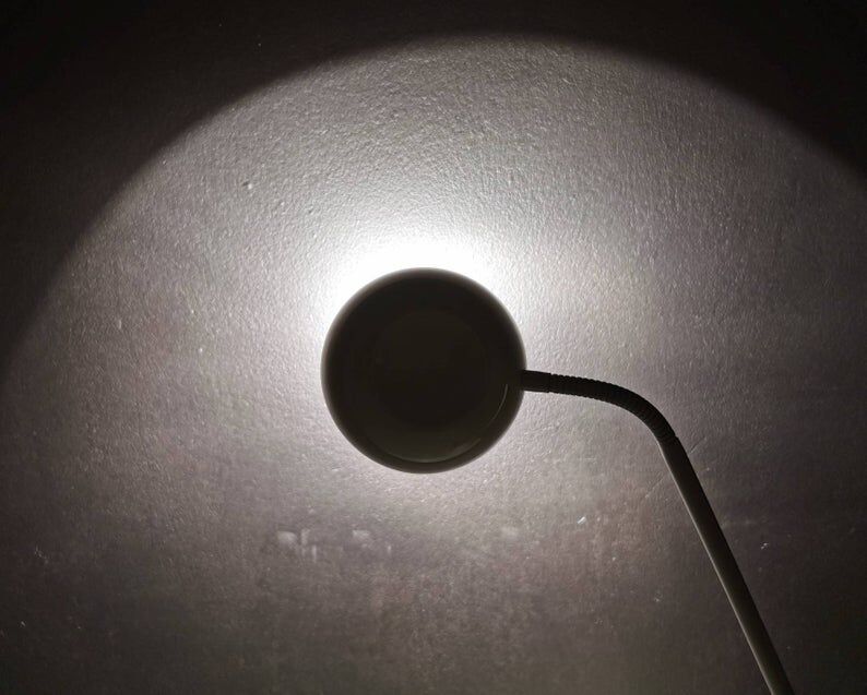 80s Vrieland white metal desk lamp