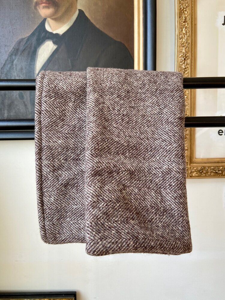 Chevron wool cushion ☐ 40 cm