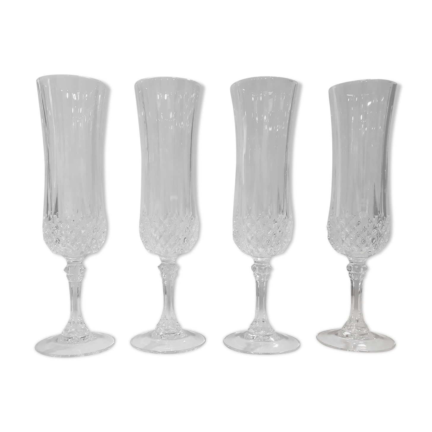 4 champagne flutes