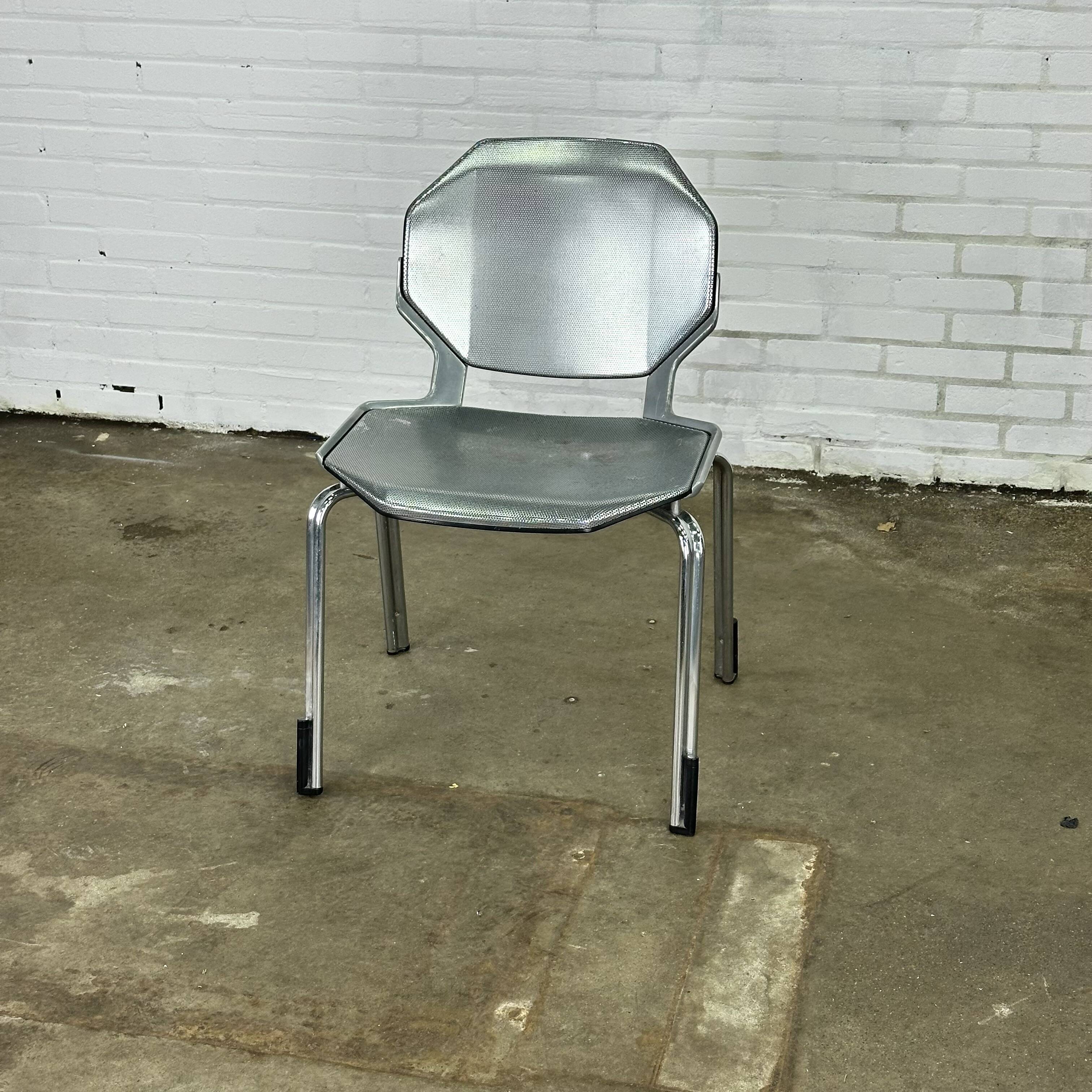 Metal space age stool Fröscher Sitform