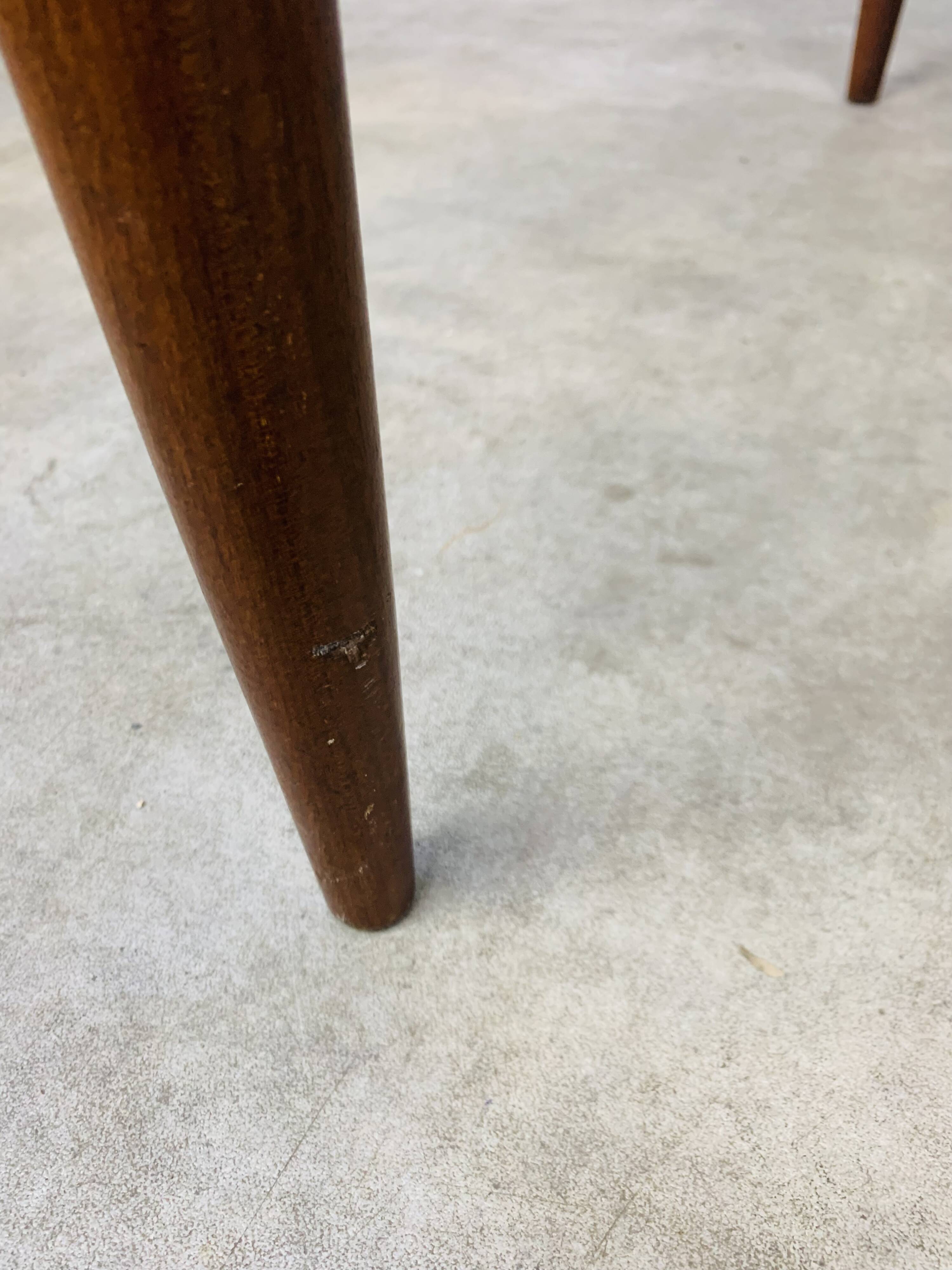 Round extendable Scandinavian table, teak, 1960s