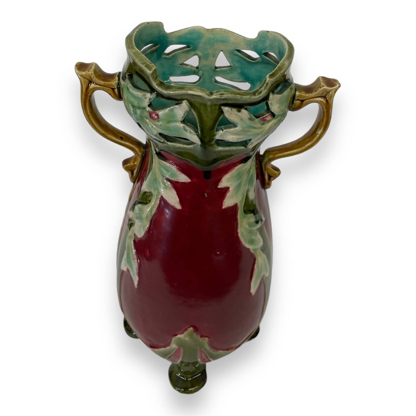 Slip floral decoration signed FM