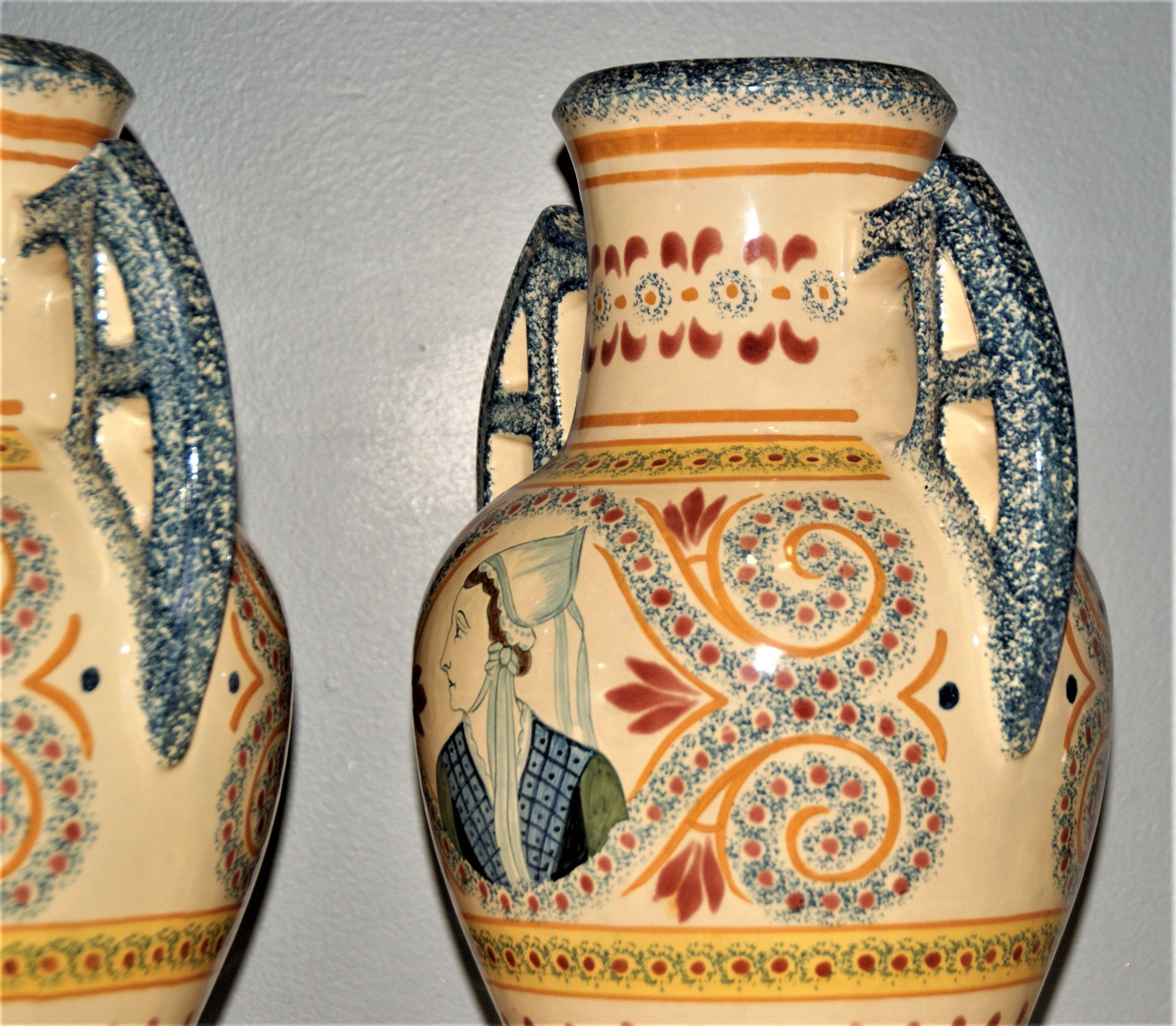 Pair of vases signed Henriot Quimper