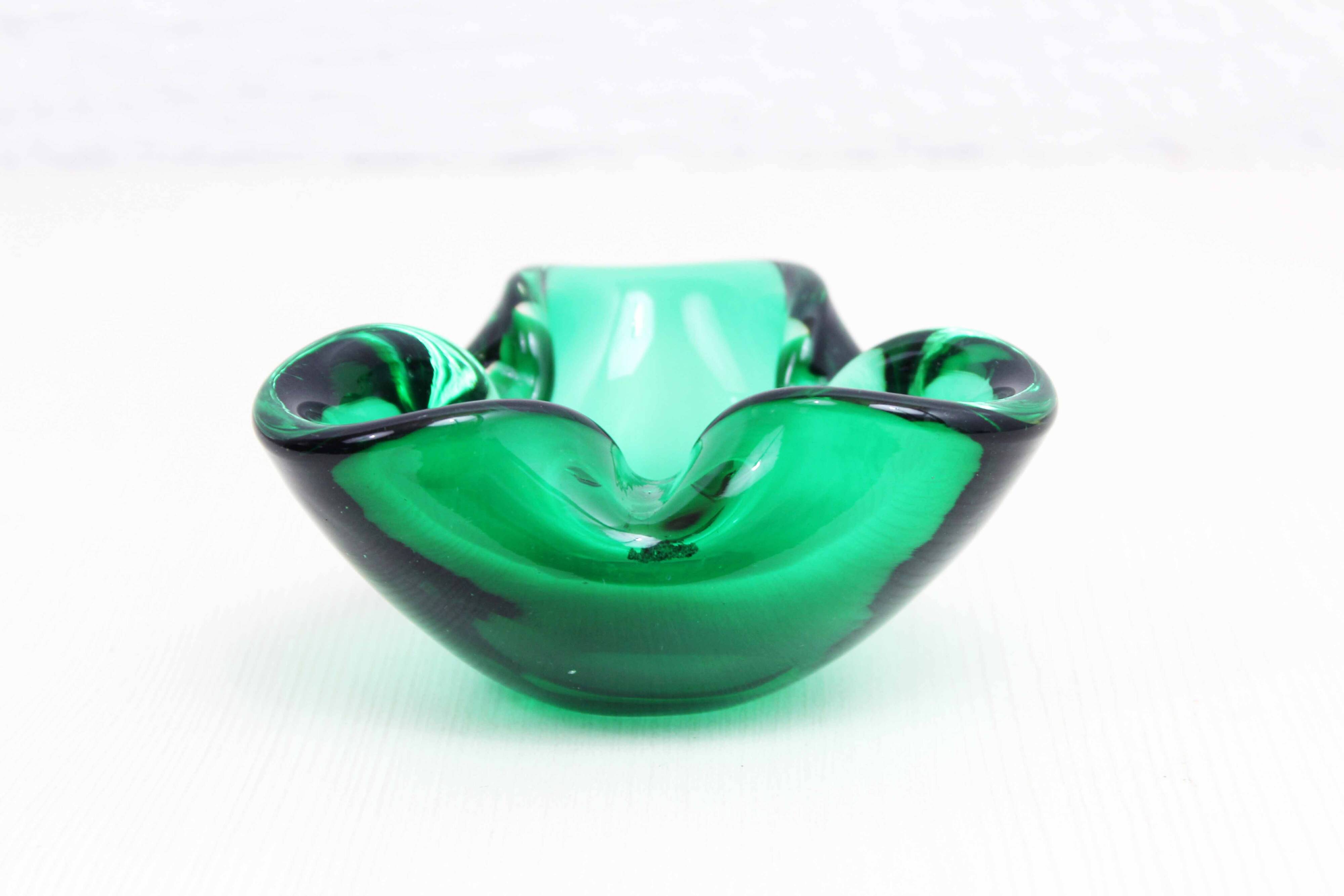 Green Murano glass ashtray